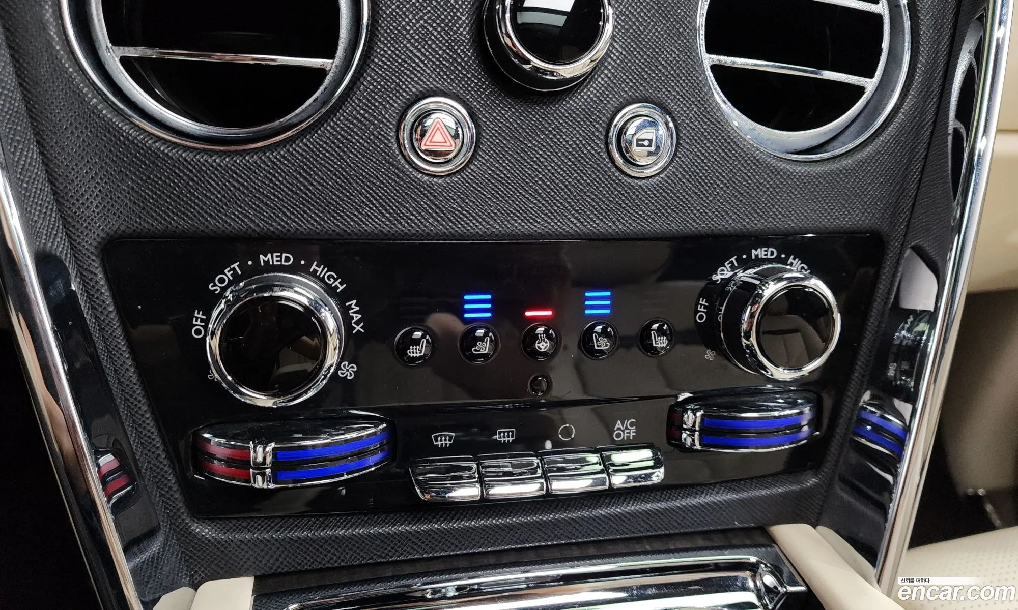 Rolls-Royce Cullinan 2019 SCA689X08KU110908 — 15