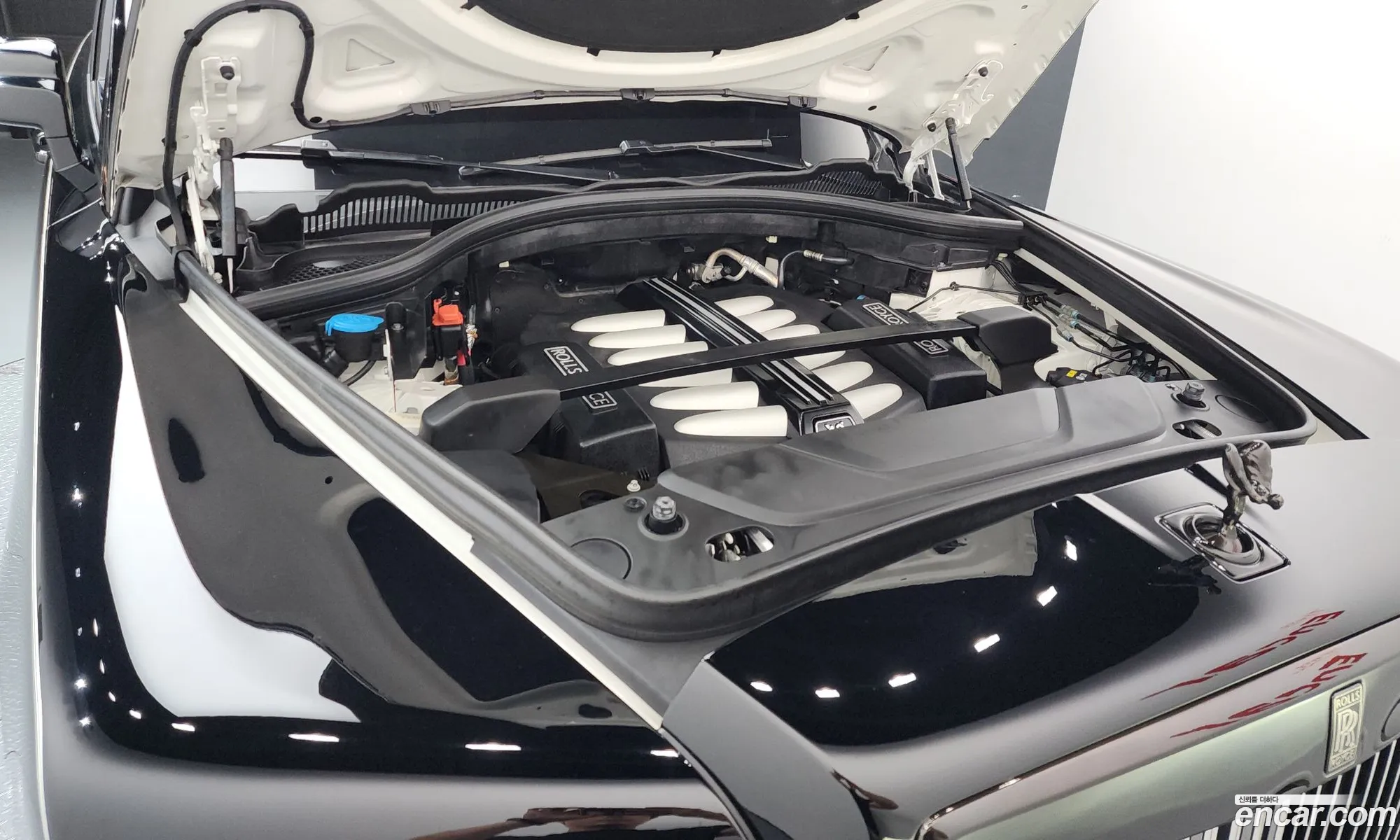 Rolls-Royce Cullinan 2019 SCA689X08KU110908 — 8