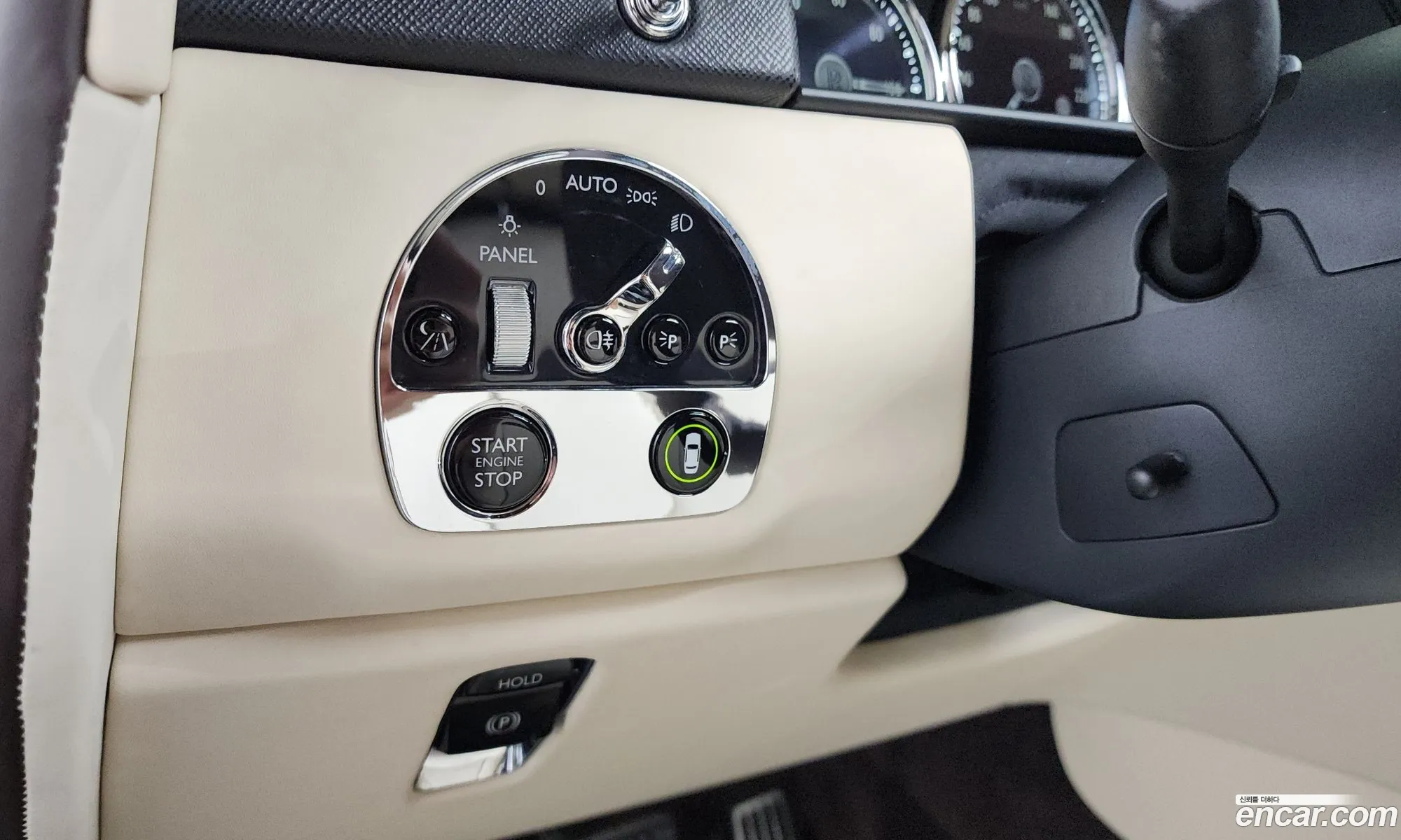 Rolls-Royce Cullinan 2019 SCA689X08KU110908 — 14