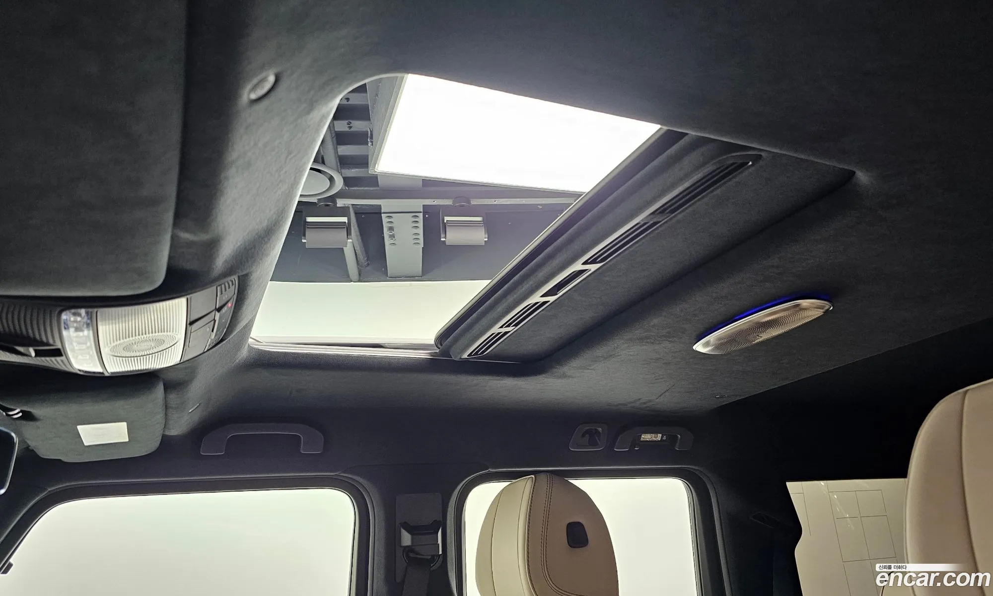 Mercedes-Benz G-Class W465 2026 — 14