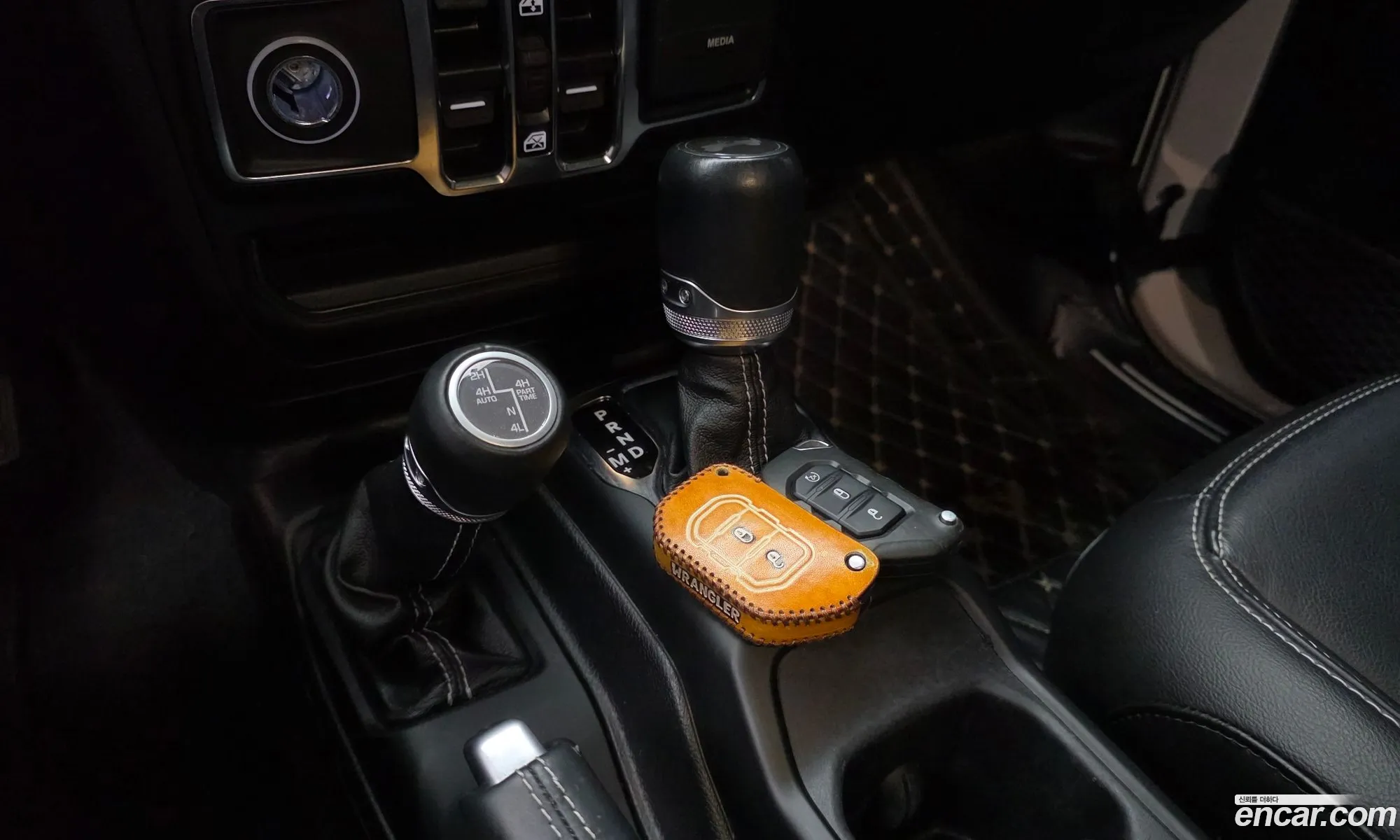 Jeep Wrangler 2021 — 14