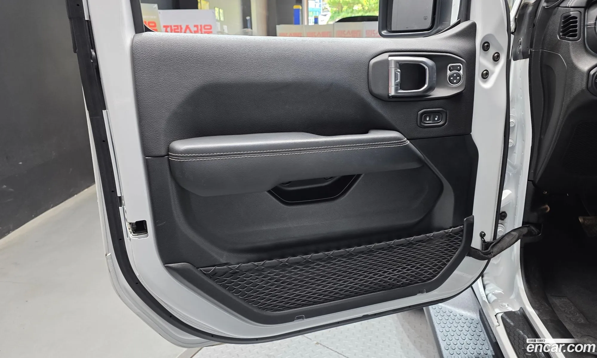 Jeep Wrangler 2021 — 5