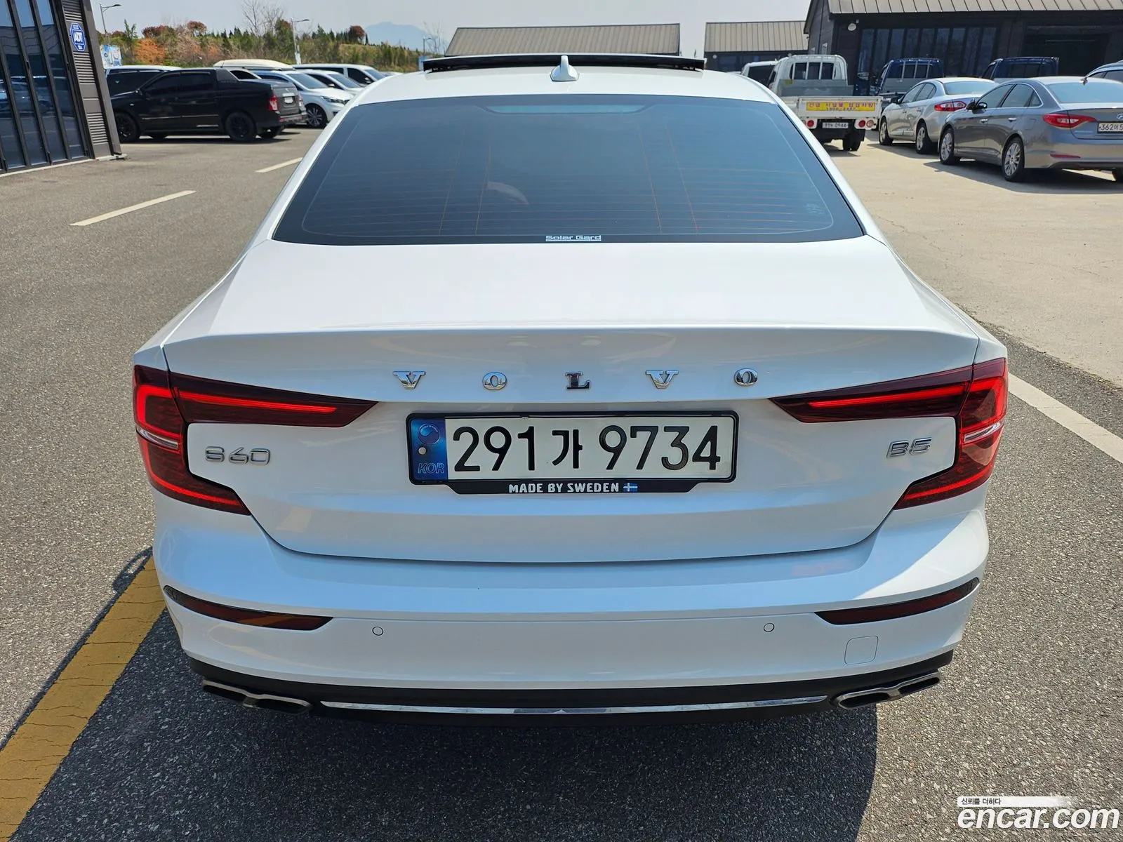 Volvo S60 2020 — 11