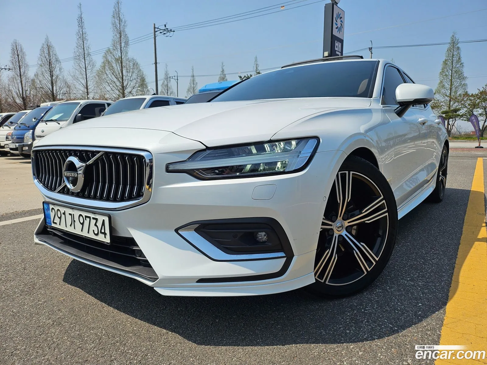 Volvo S60 2020 — 18