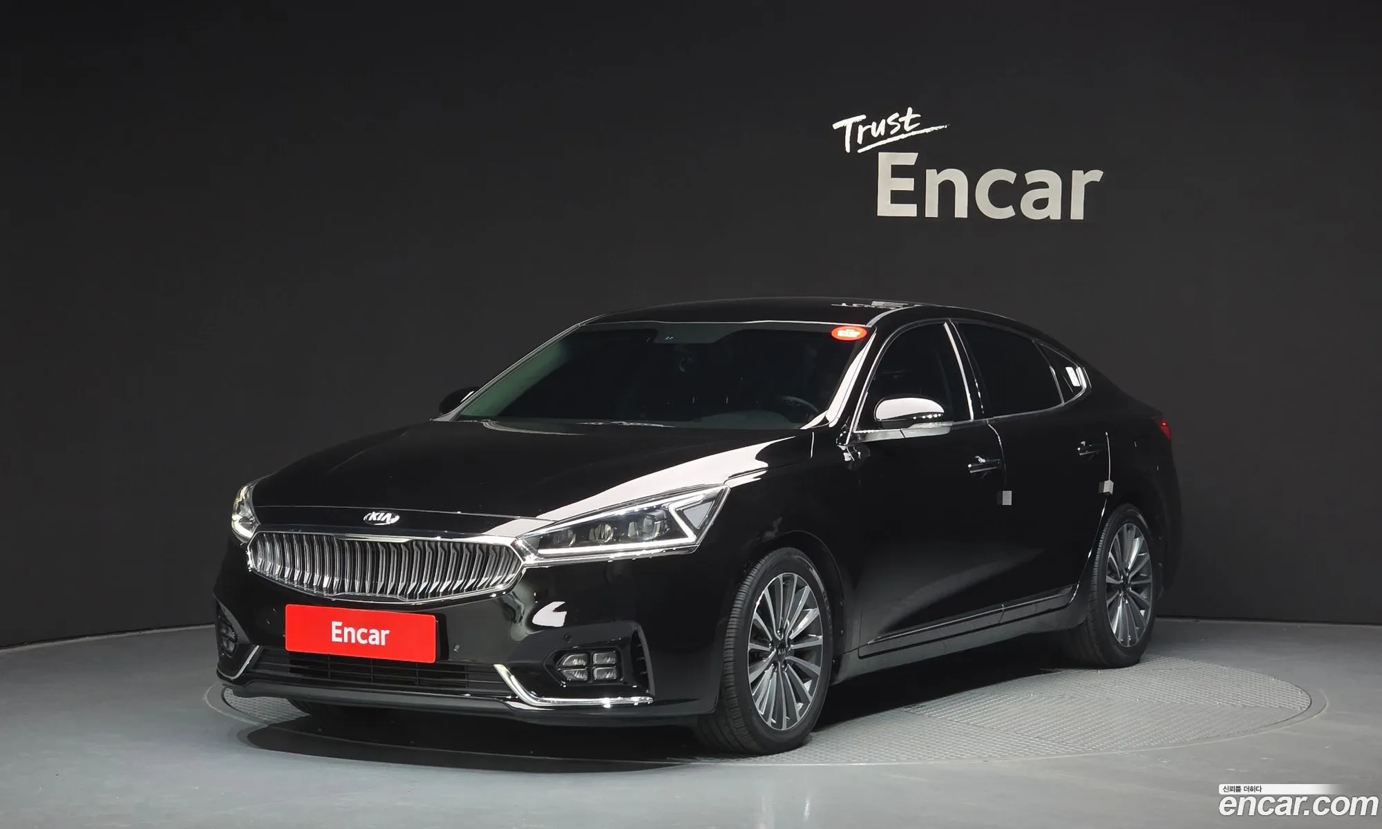 Kia K7 2018 — 2