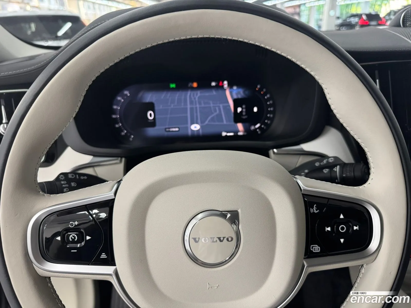 Volvo XC60 2026 — 6