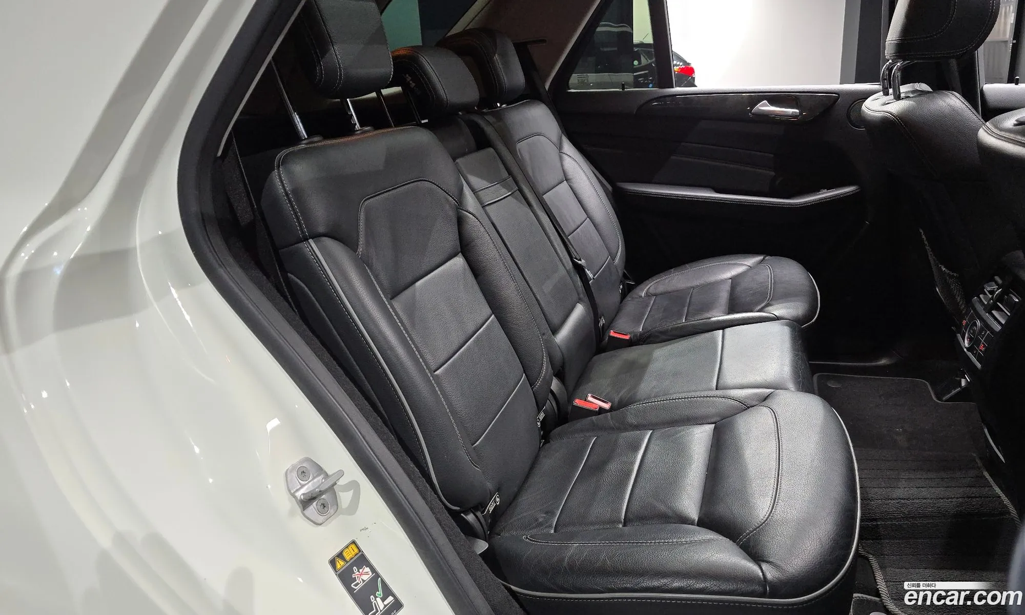 Mercedes-Benz M-Class W166 2012 — 11