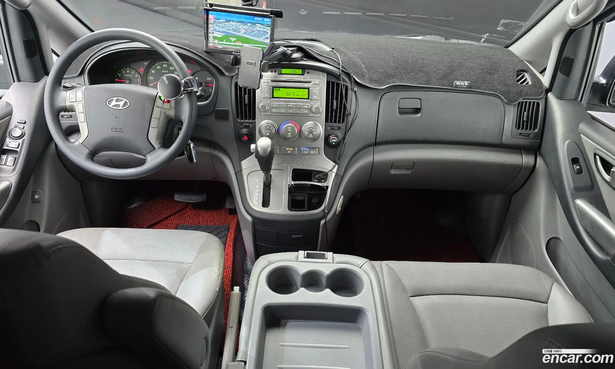 Hyundai Grand Starex 2015 — 3