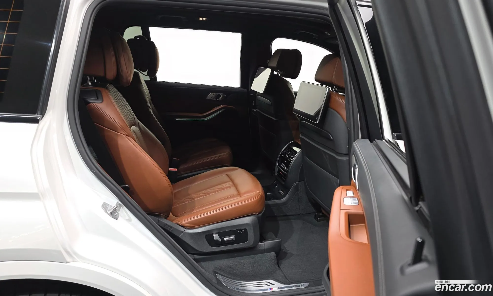 BMW X7 2019 WBACW2101KLS07629 — 16