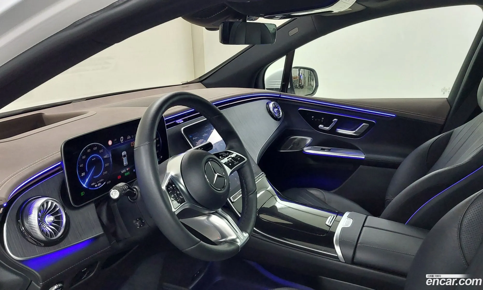 Mercedes-Benz EQE SUV X294 2023 — 9