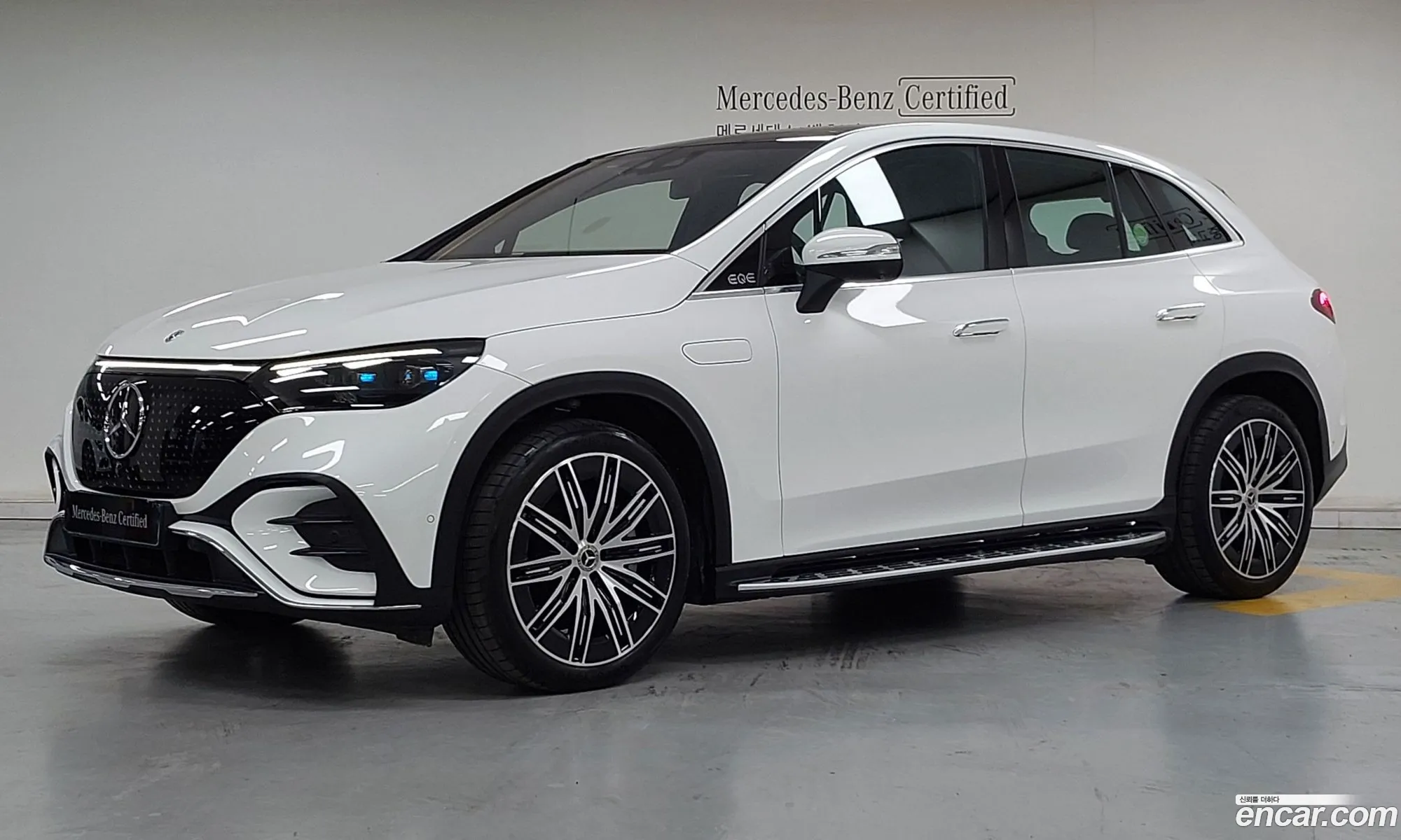 Mercedes-Benz EQE SUV X294 2023 — 13