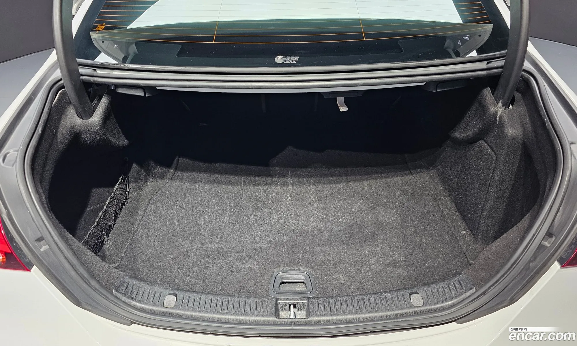 Mercedes-Benz E-Class W213 2022 — 12