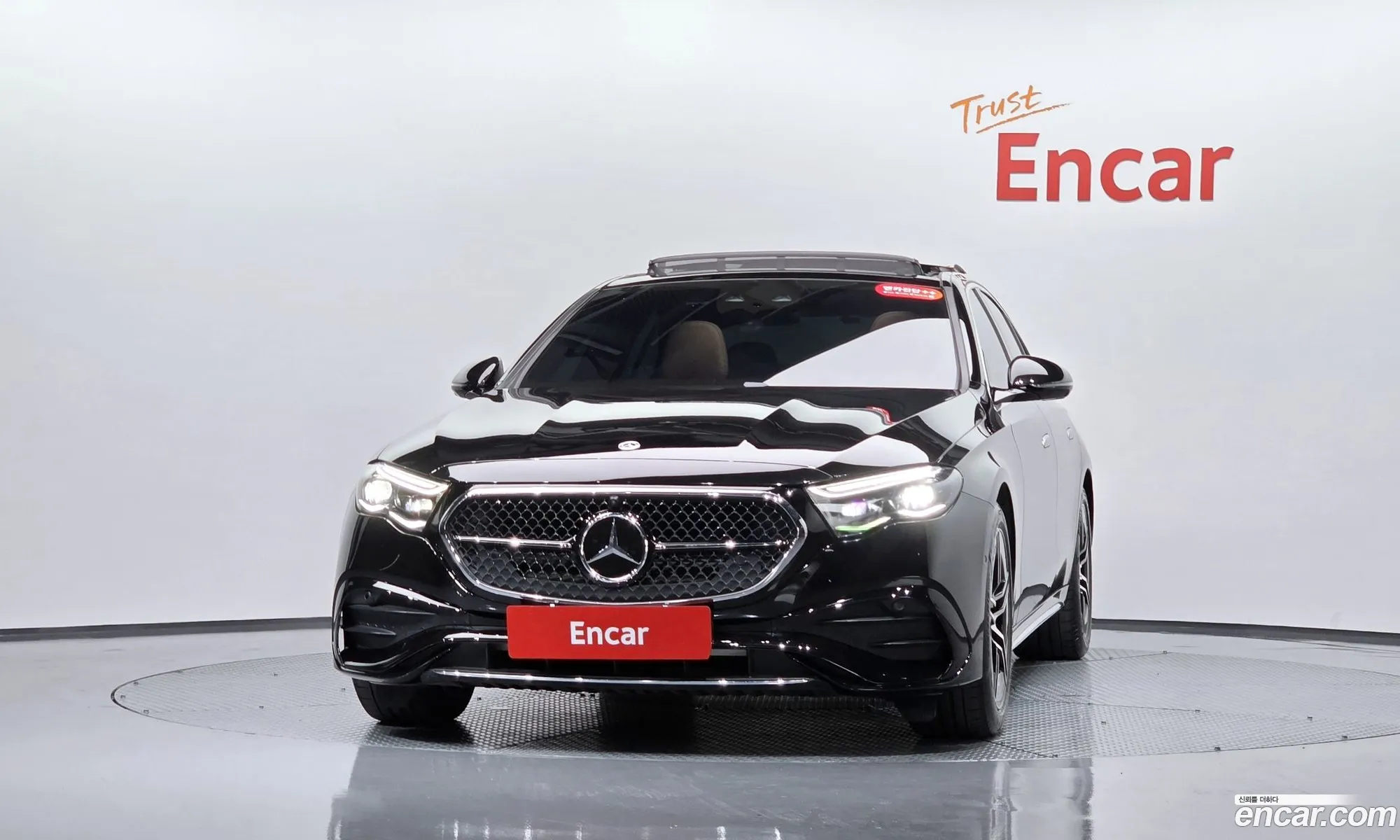 Mercedes-Benz E-Class W214 2024 — 4