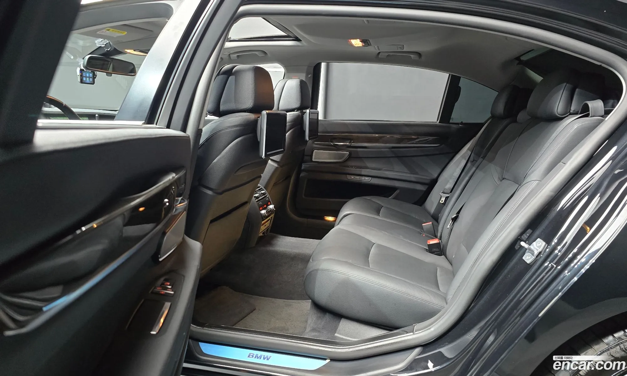 BMW 7 Series 2014 WBAYF8107FD185726 — 14