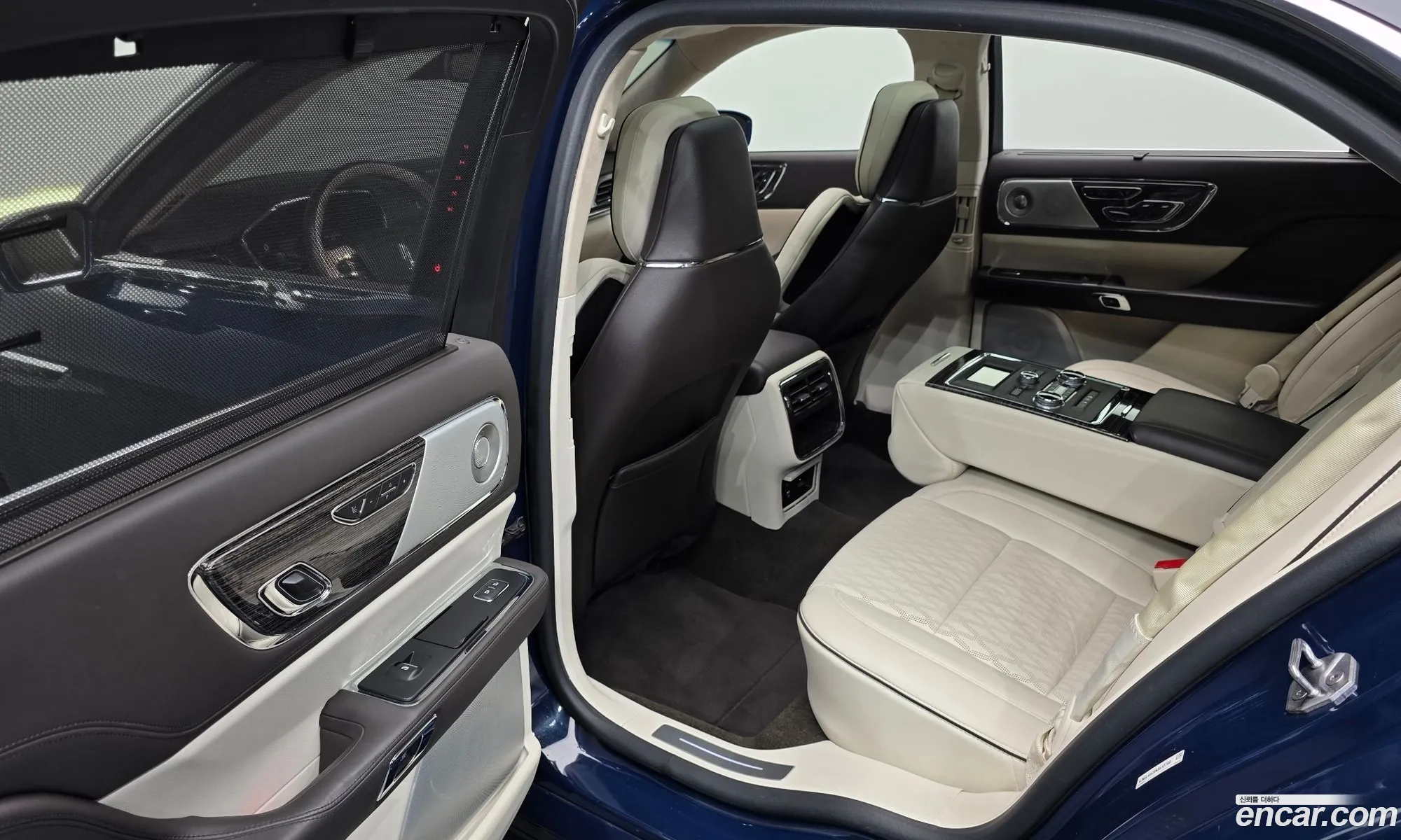 Lincoln Continental 10th Gen 2019 — 21