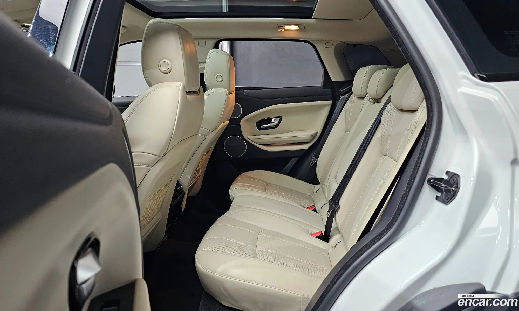 Land Rover Range Rover Evoque 2016 SALVA2BN9GH153200 — 8