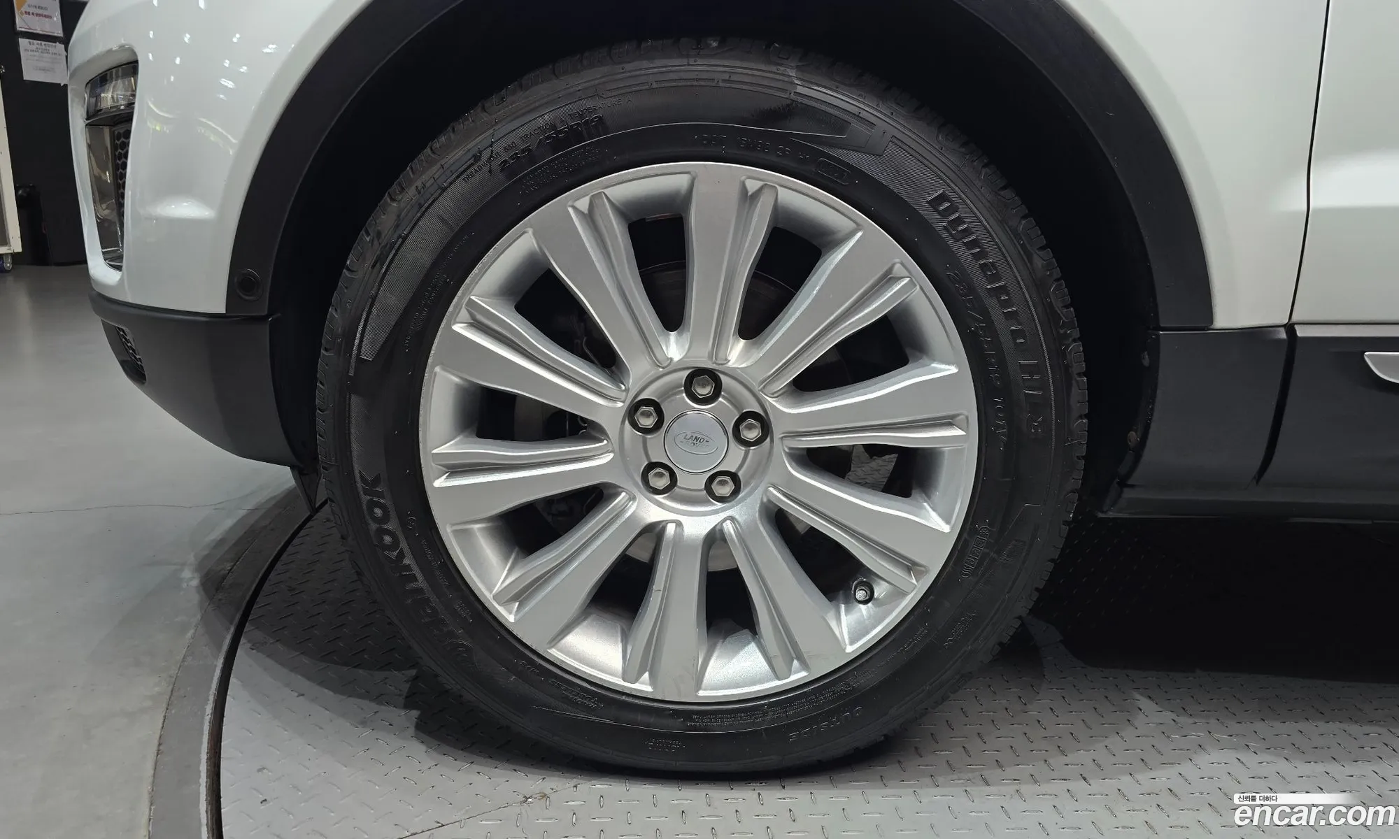 Land Rover Range Rover Evoque 2016 SALVA2BN9GH153200 — 13
