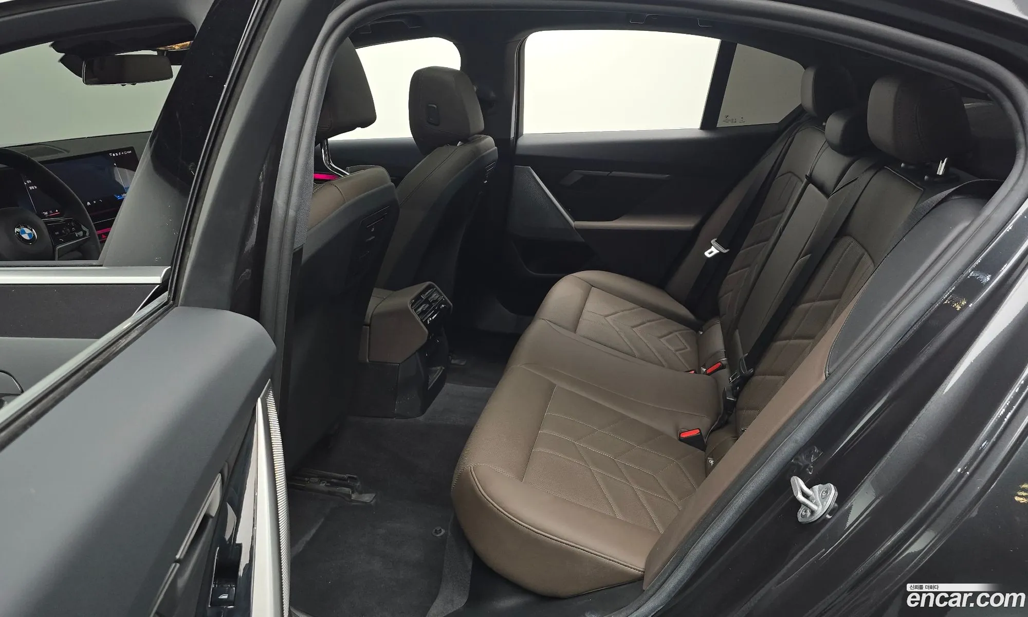 BMW 5 Series 2025 — 3