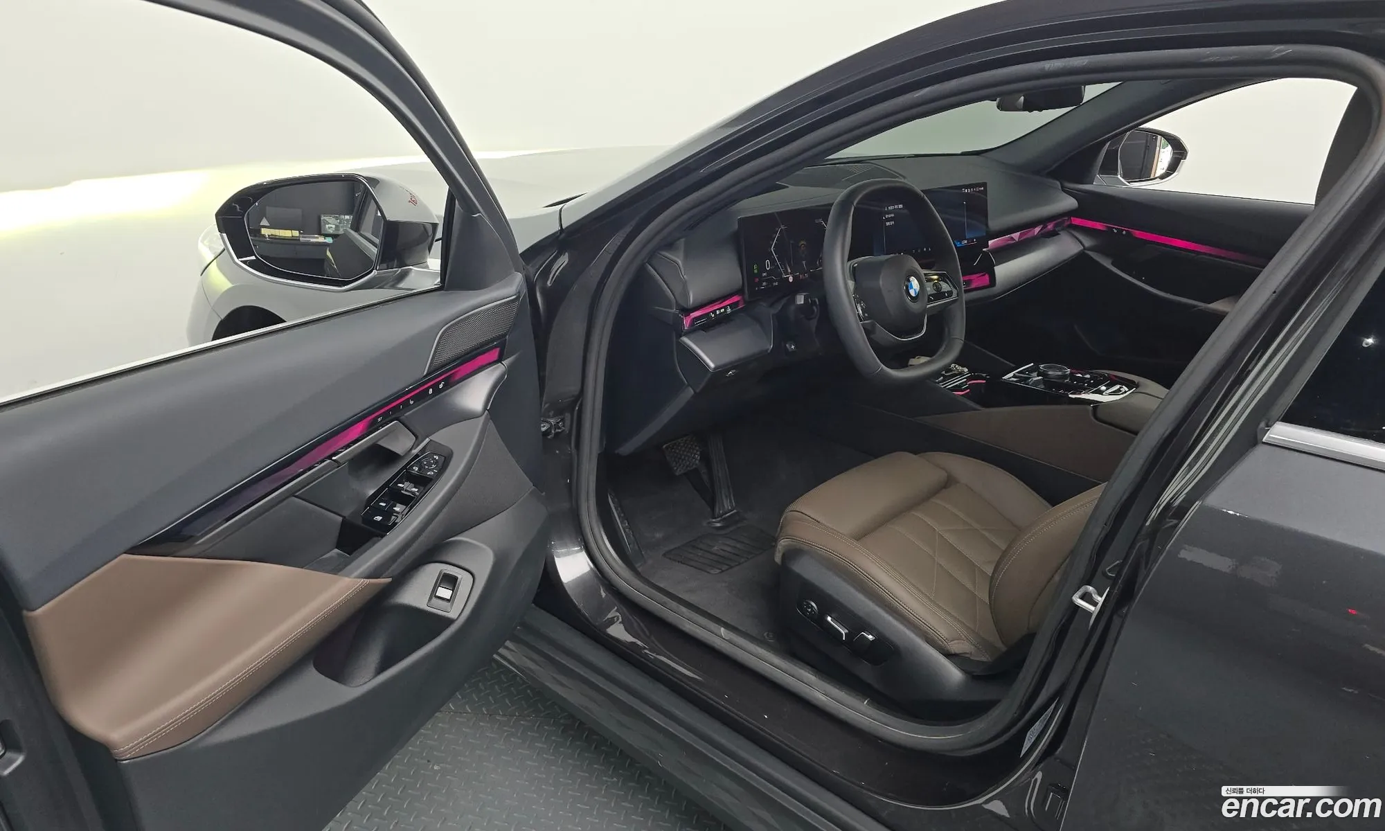 BMW 5 Series 2025 — 12