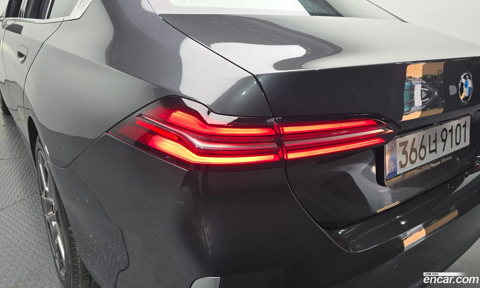 BMW 5 Series 2025 — 20
