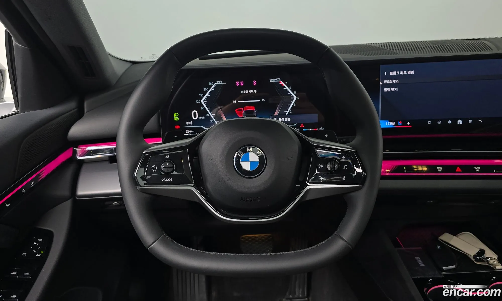 BMW 5 Series 2025 — 18