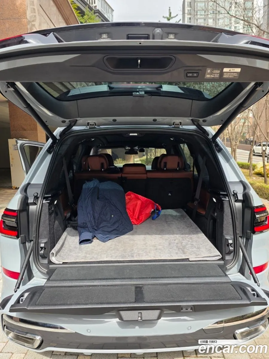 BMW X7 2023 — 11