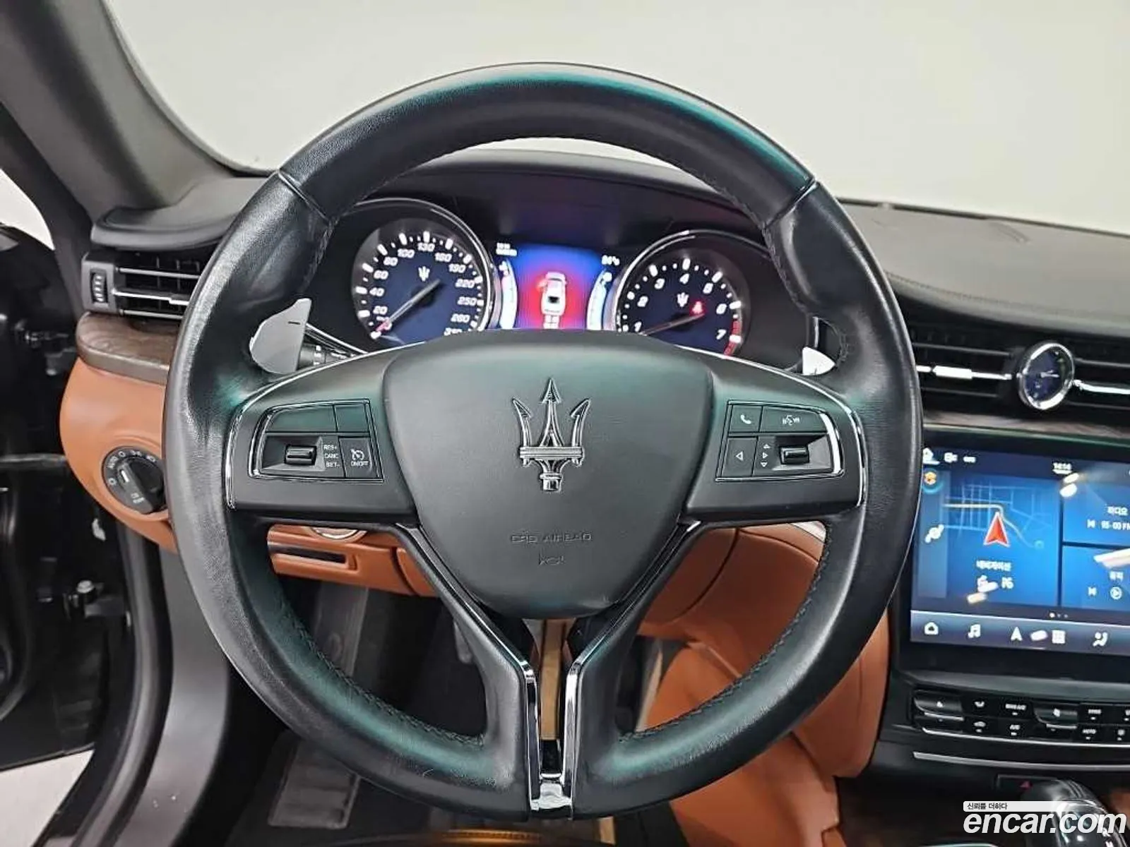 Maserati Quattroporte 2014 — 16