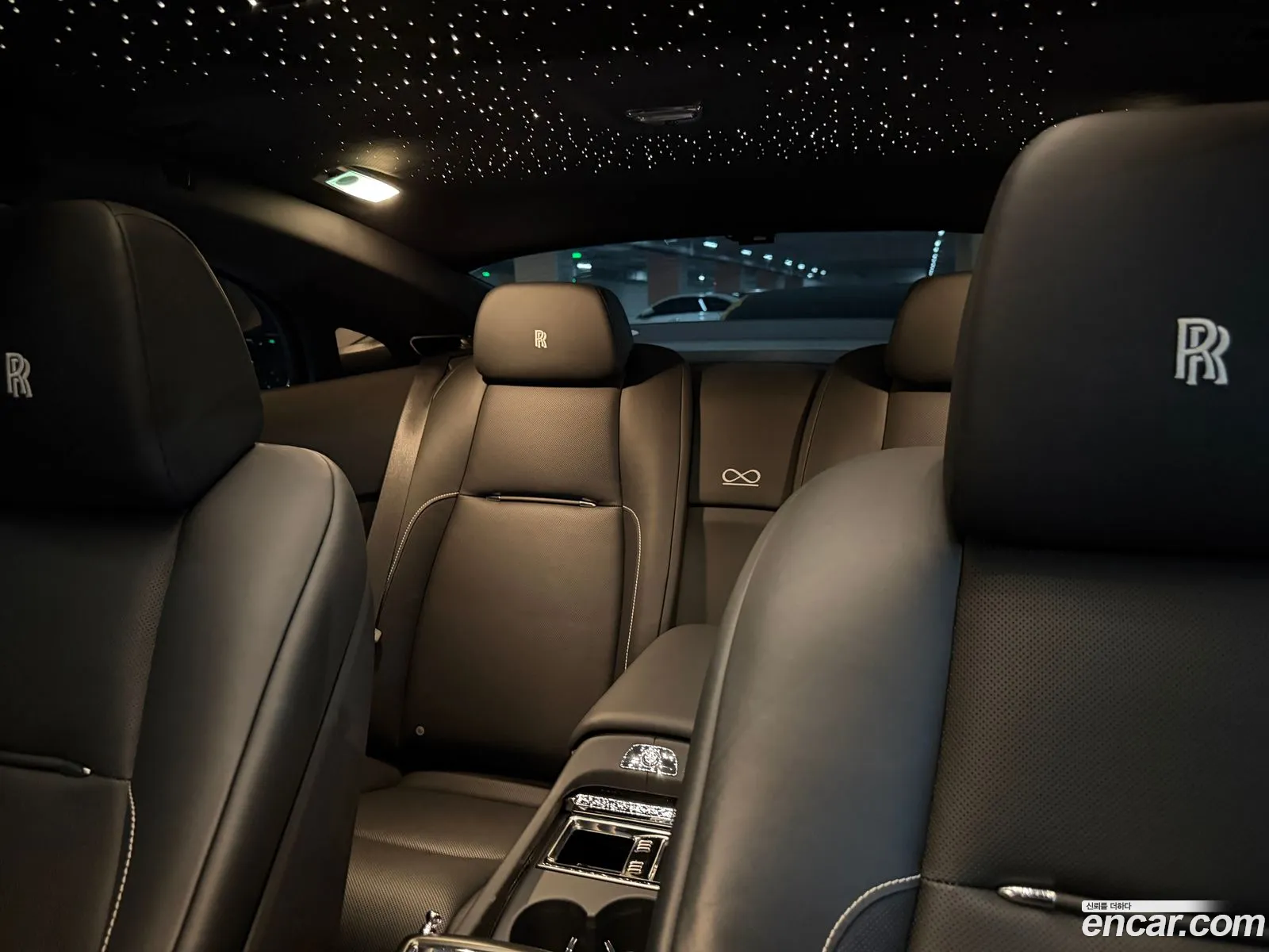Rolls-Royce Wraith 2021 — 8