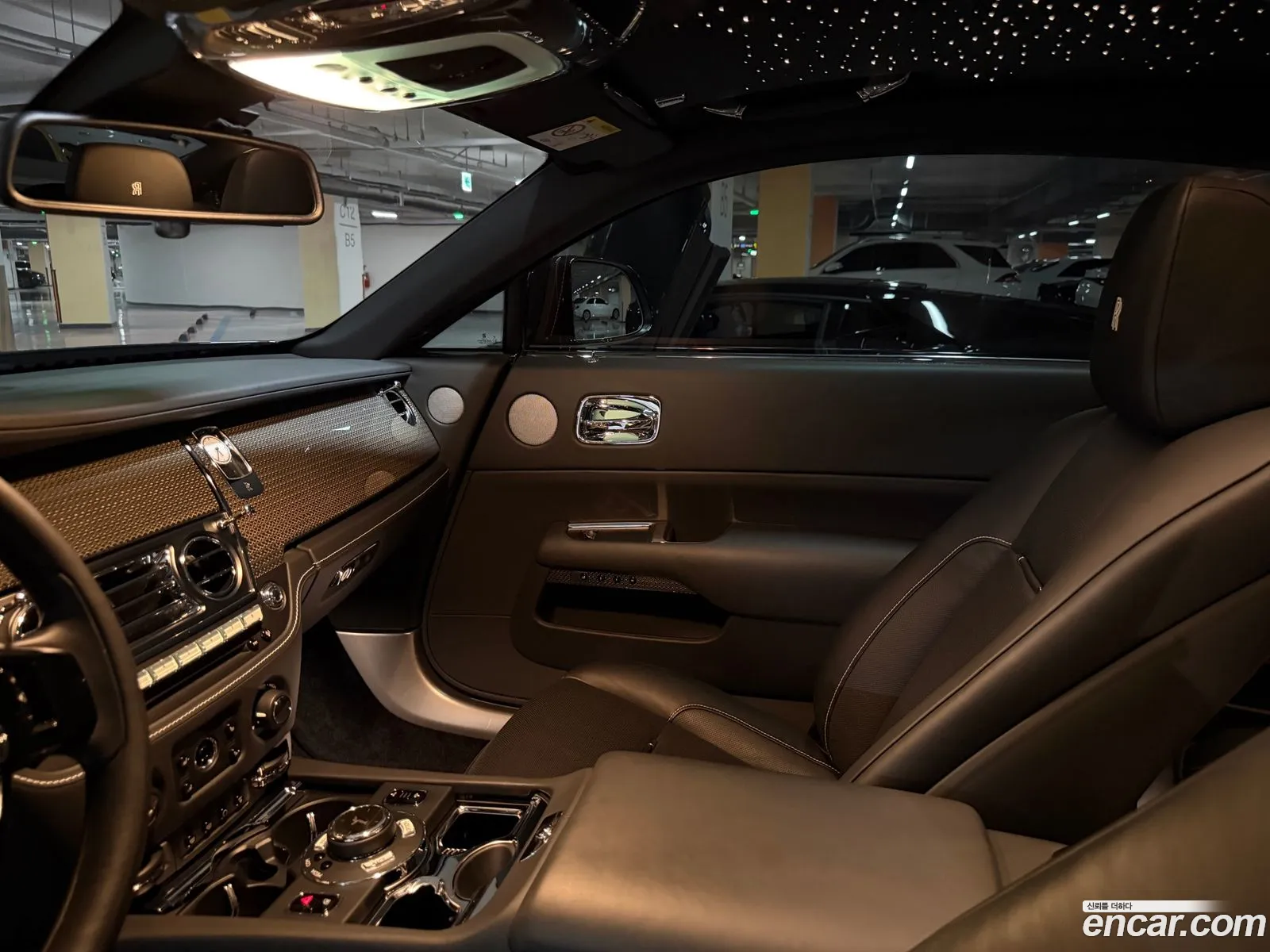 Rolls-Royce Wraith 2021 — 3