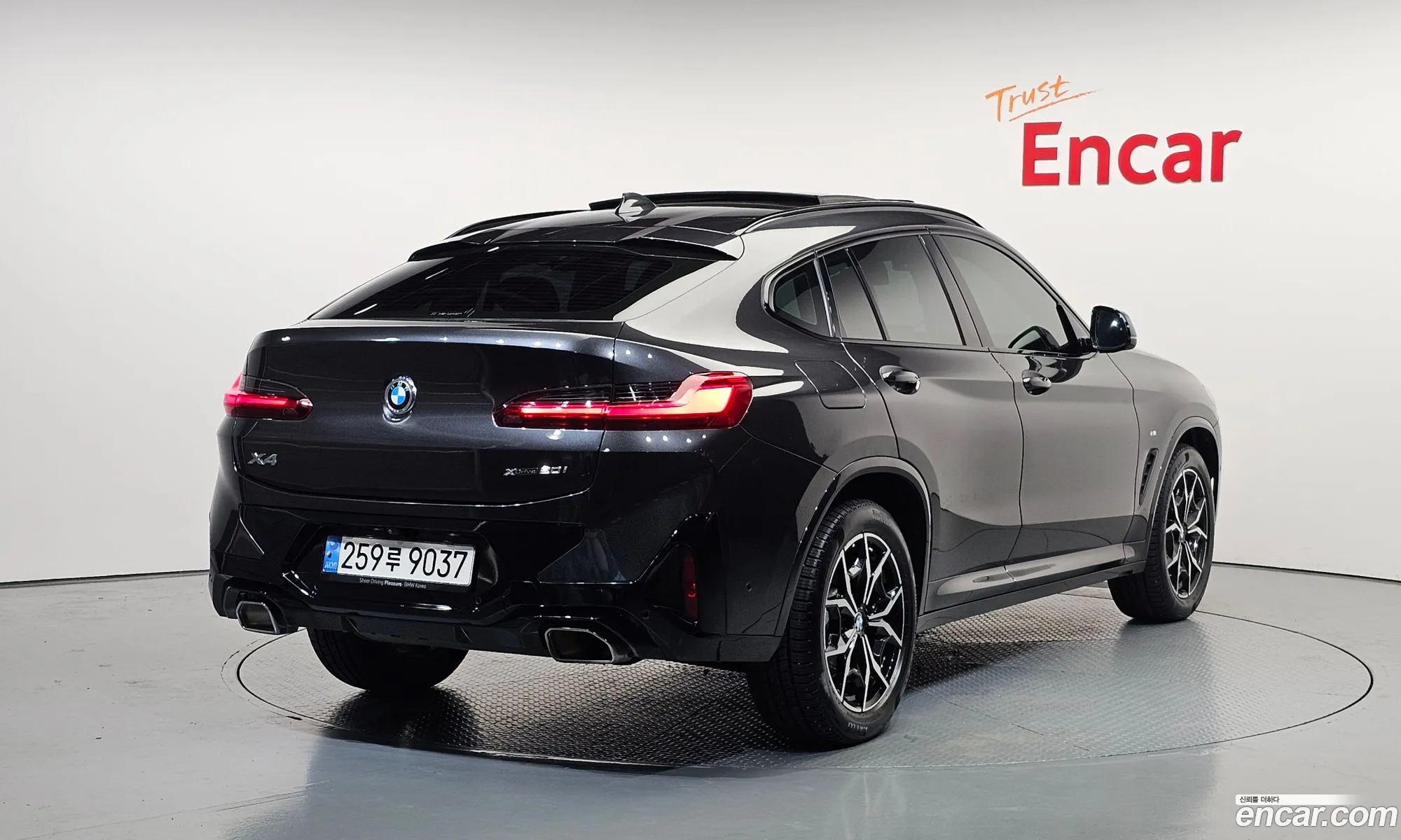 BMW X4 2022 — 28
