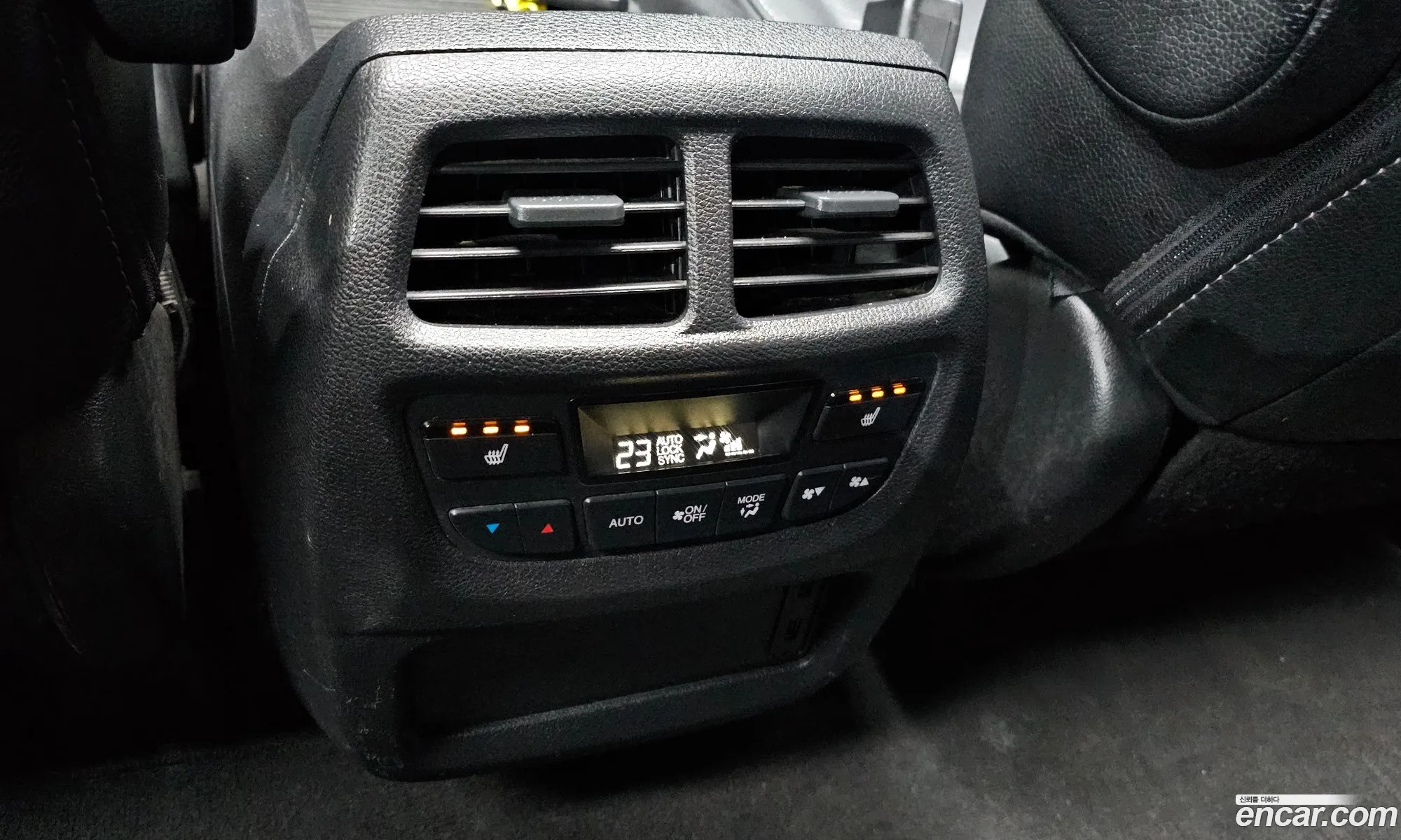 Honda Pilot 2018 5FNYF6850JB200484 — 15