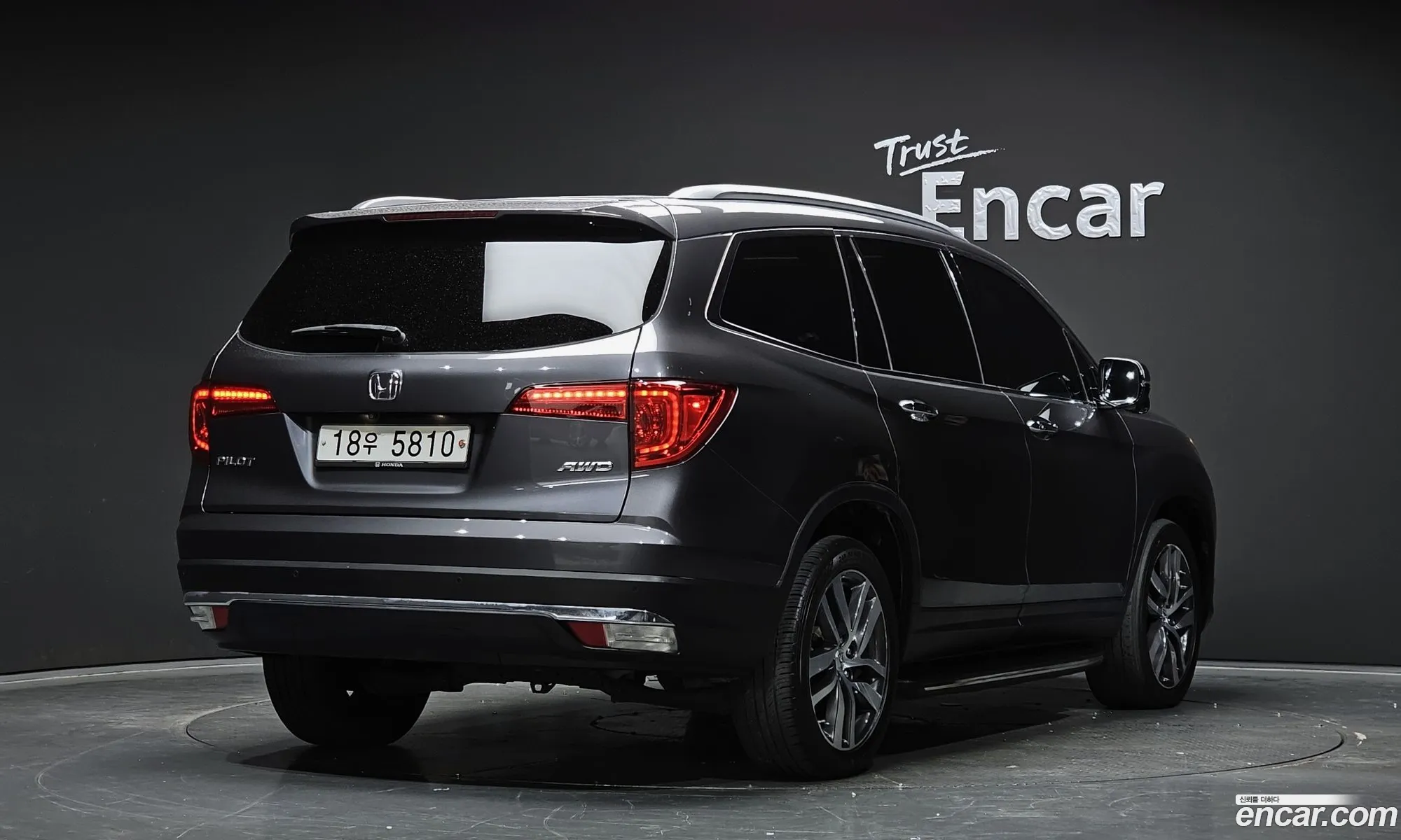 Honda Pilot 2018 5FNYF6850JB200484 — 26