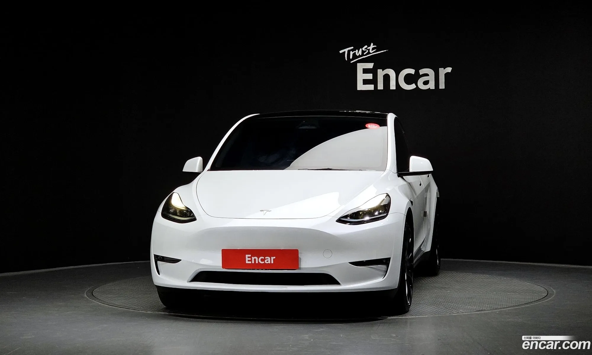 Tesla Model Y 2024 — 6