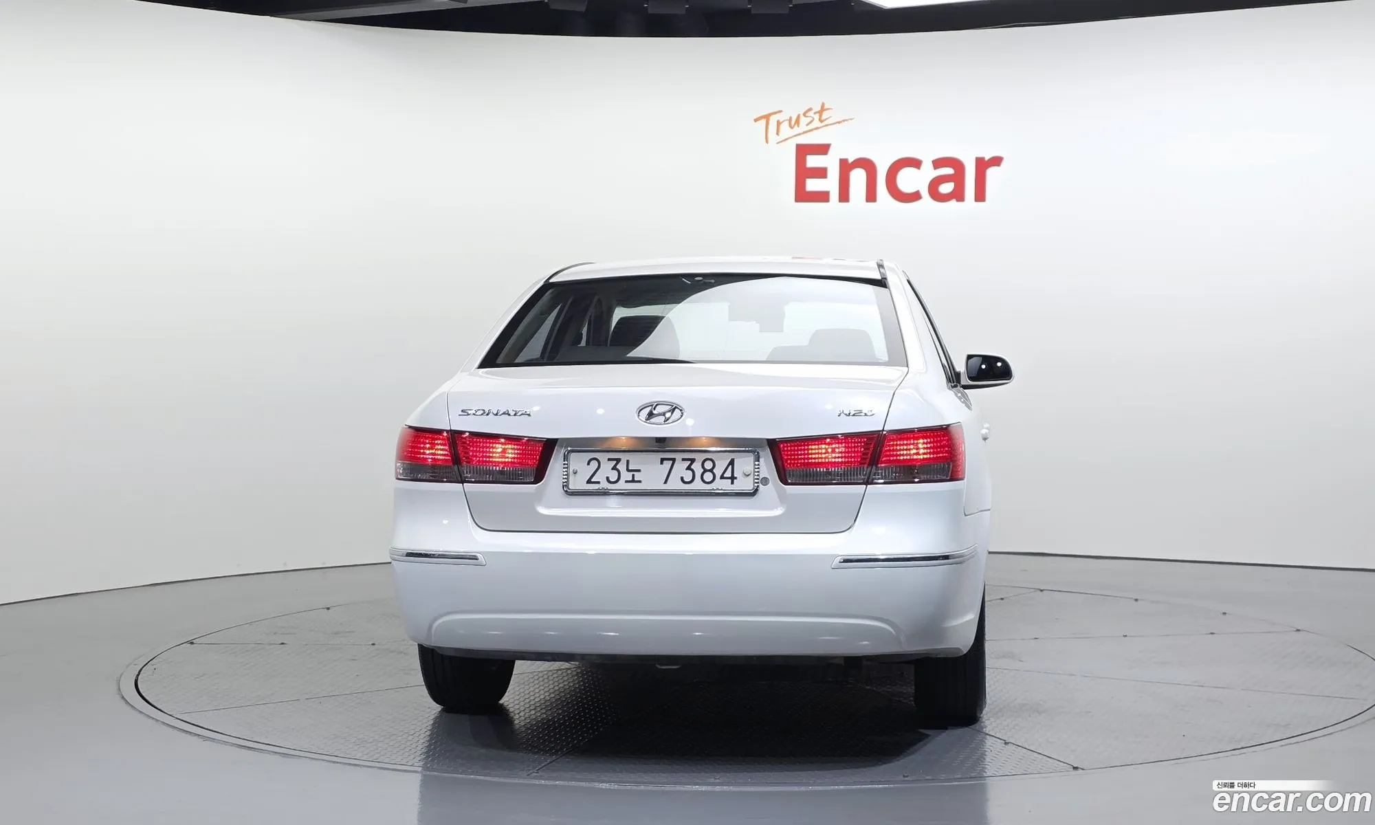 Hyundai NF Sonata Transform