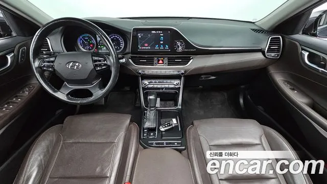 Hyundai Grandeur IG Hybrid 2018 — 4