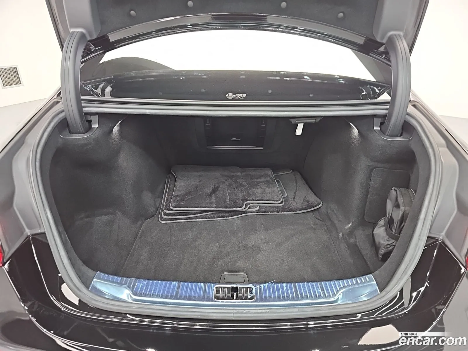 Mercedes-Benz S-Class W223 2024 — 15