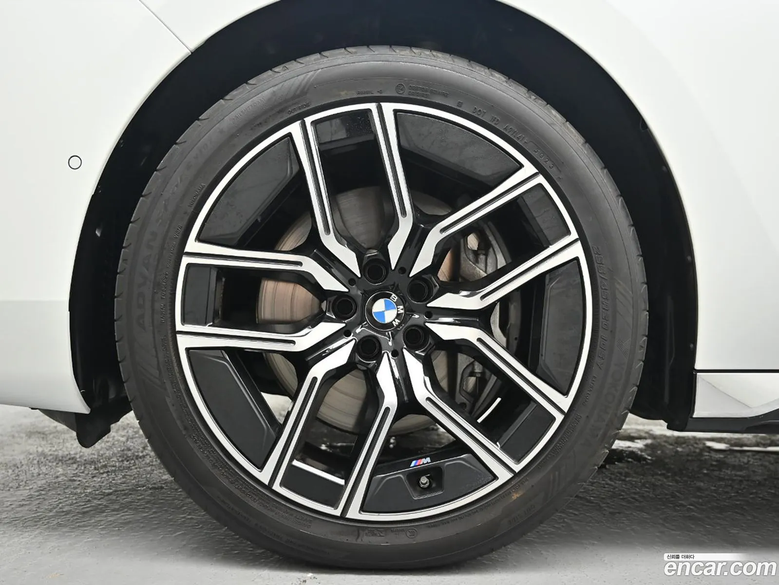BMW 7 Series 2024 — 10