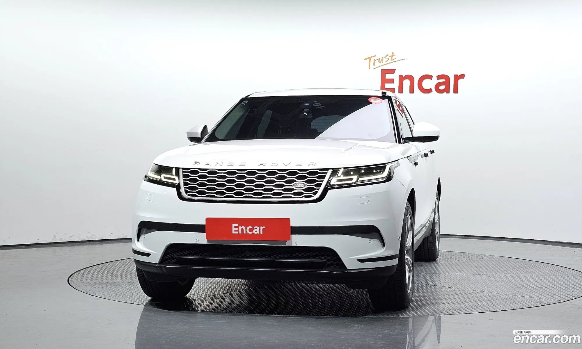 Land Rover Range Rover Velar 2018 — 19