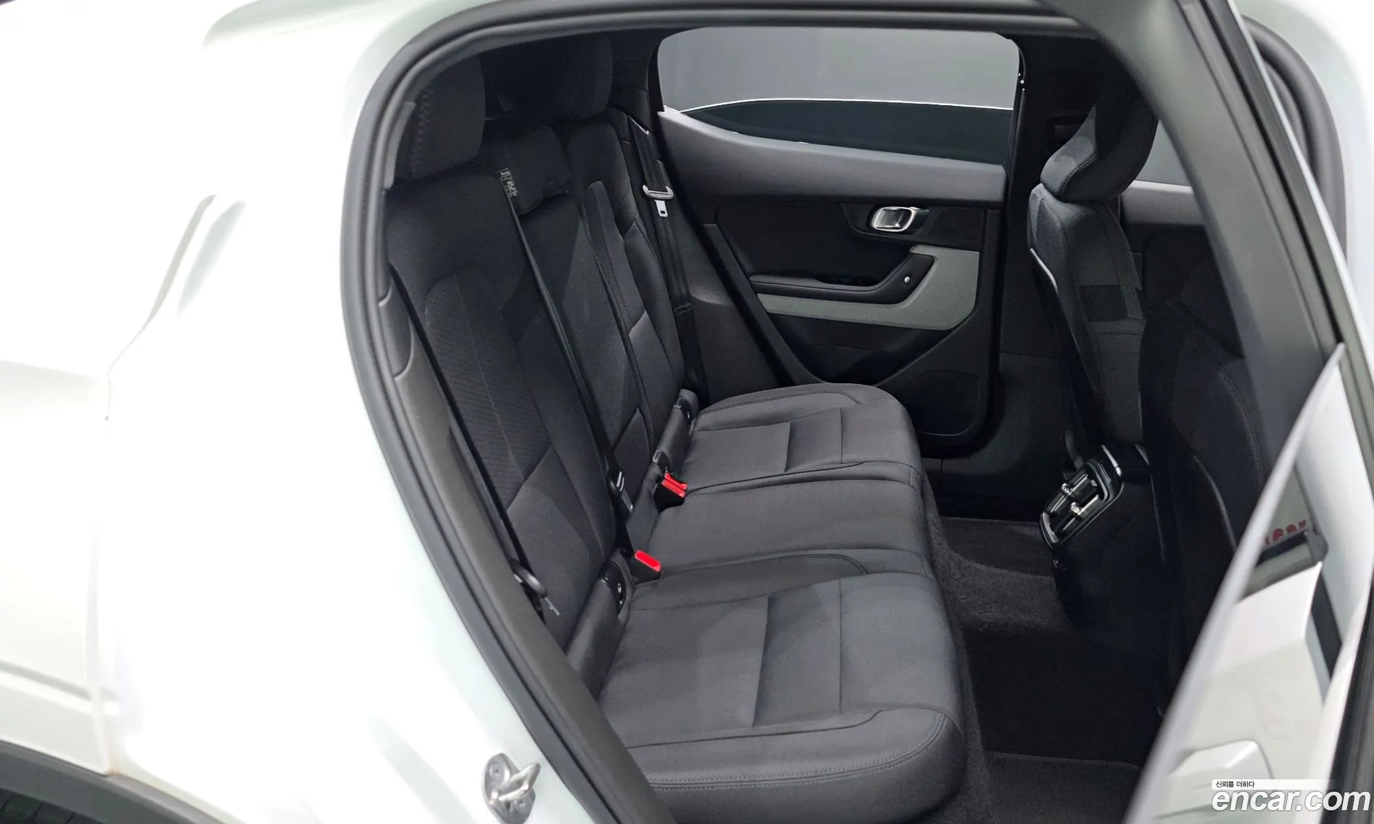 Polestar Polestar 2 2022 YSMVSEGA8PL112229 — 29