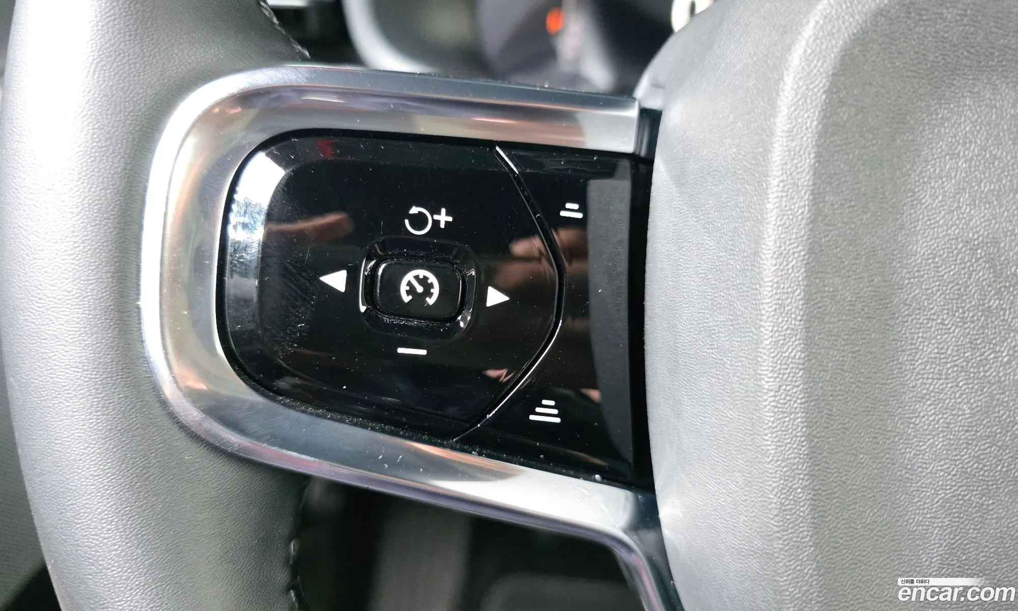 Polestar Polestar 2 2022 YSMVSEGA8PL112229 — 5