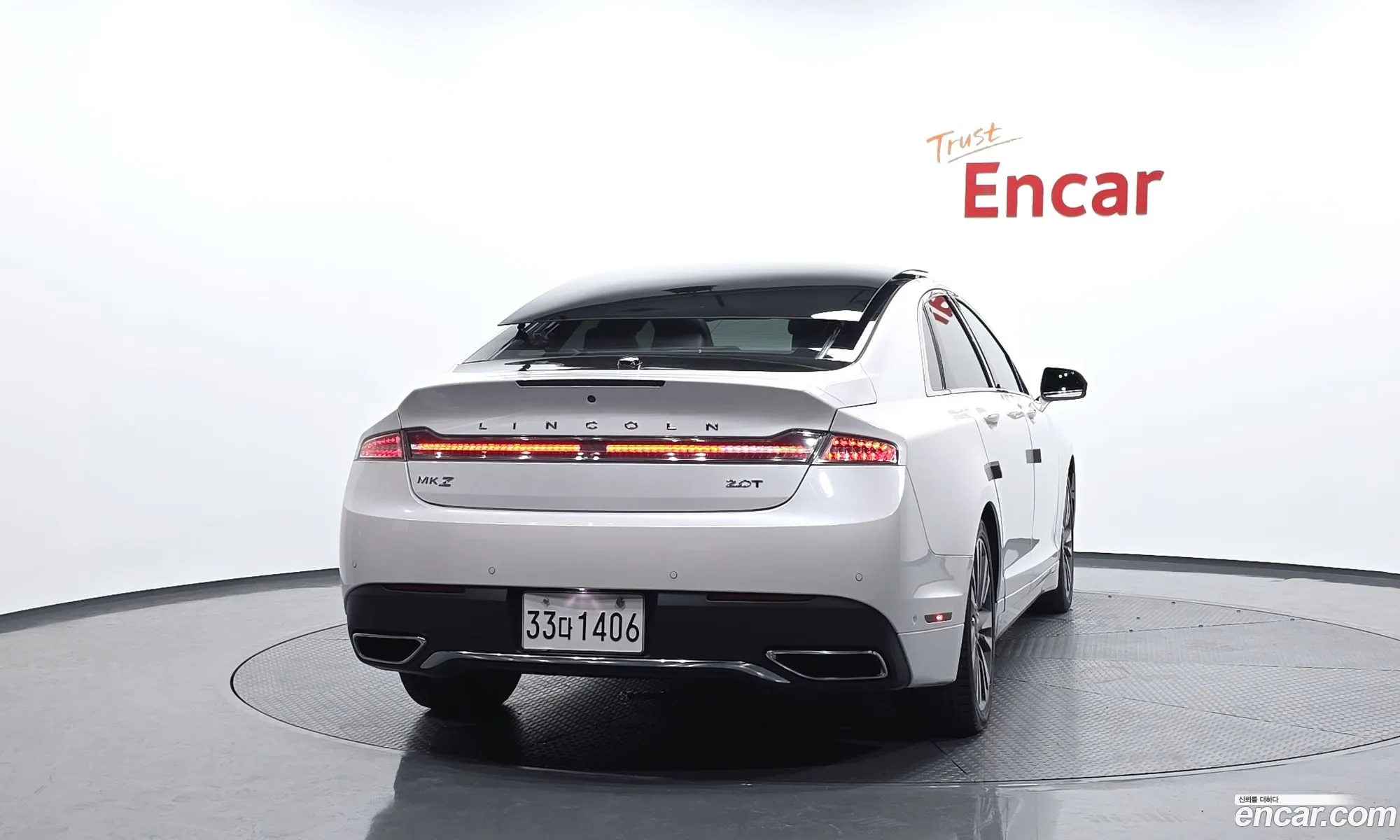Lincoln MKZ 2017 3LN6L5E92HR626467 — 2