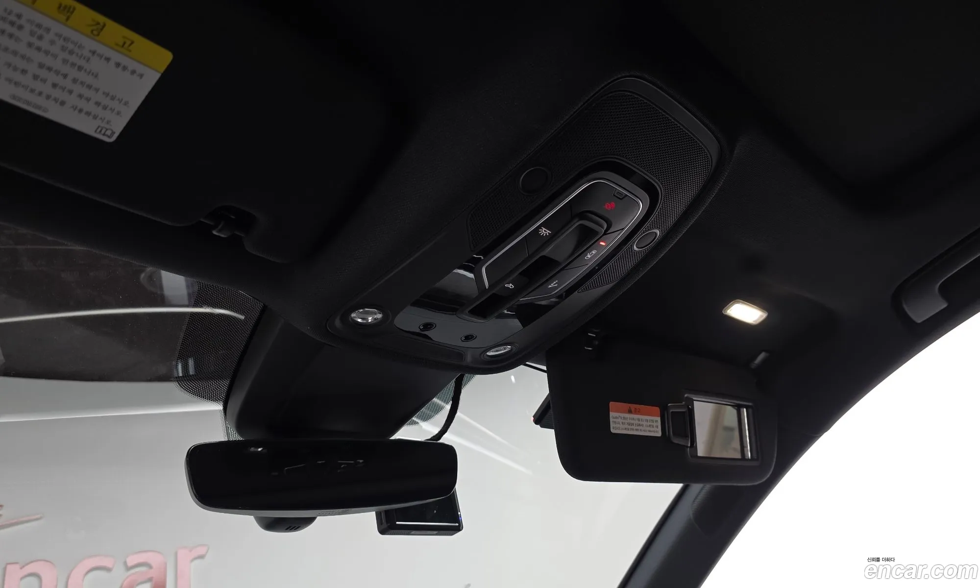Audi A7 2020 WAUZZZF29LN079408 — 28