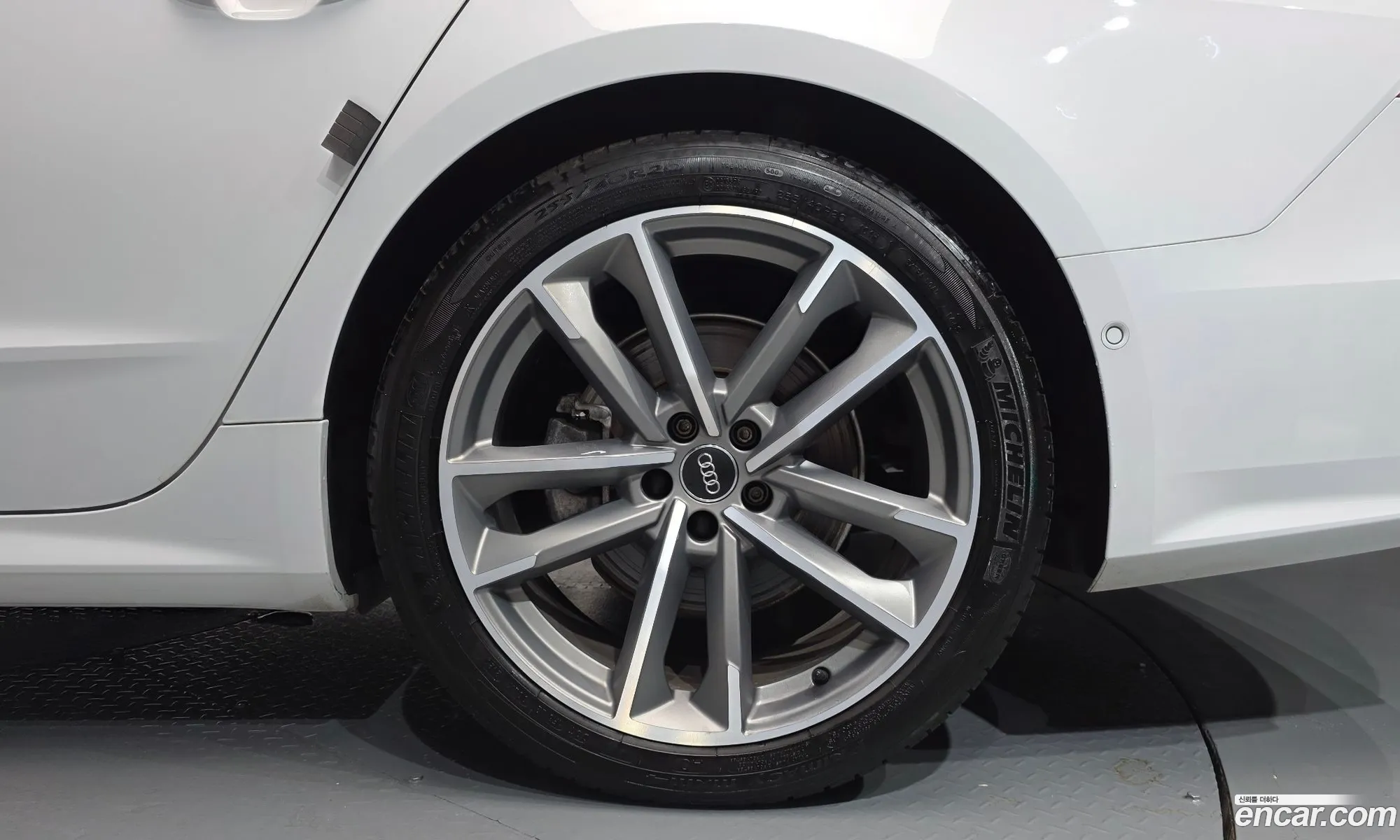 Audi A7 2020 WAUZZZF29LN079408 — 18