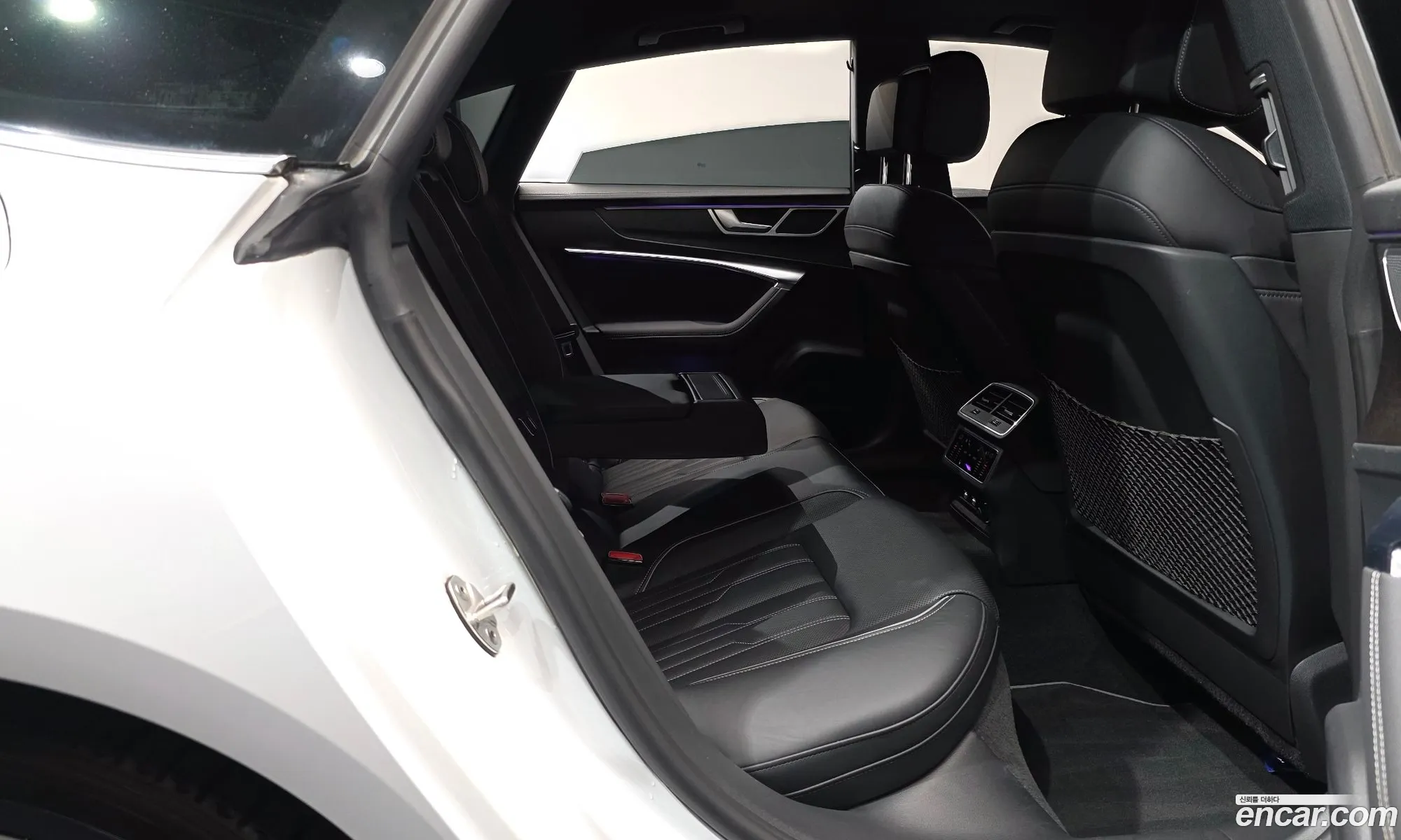 Audi A7 2020 WAUZZZF29LN079408 — 24
