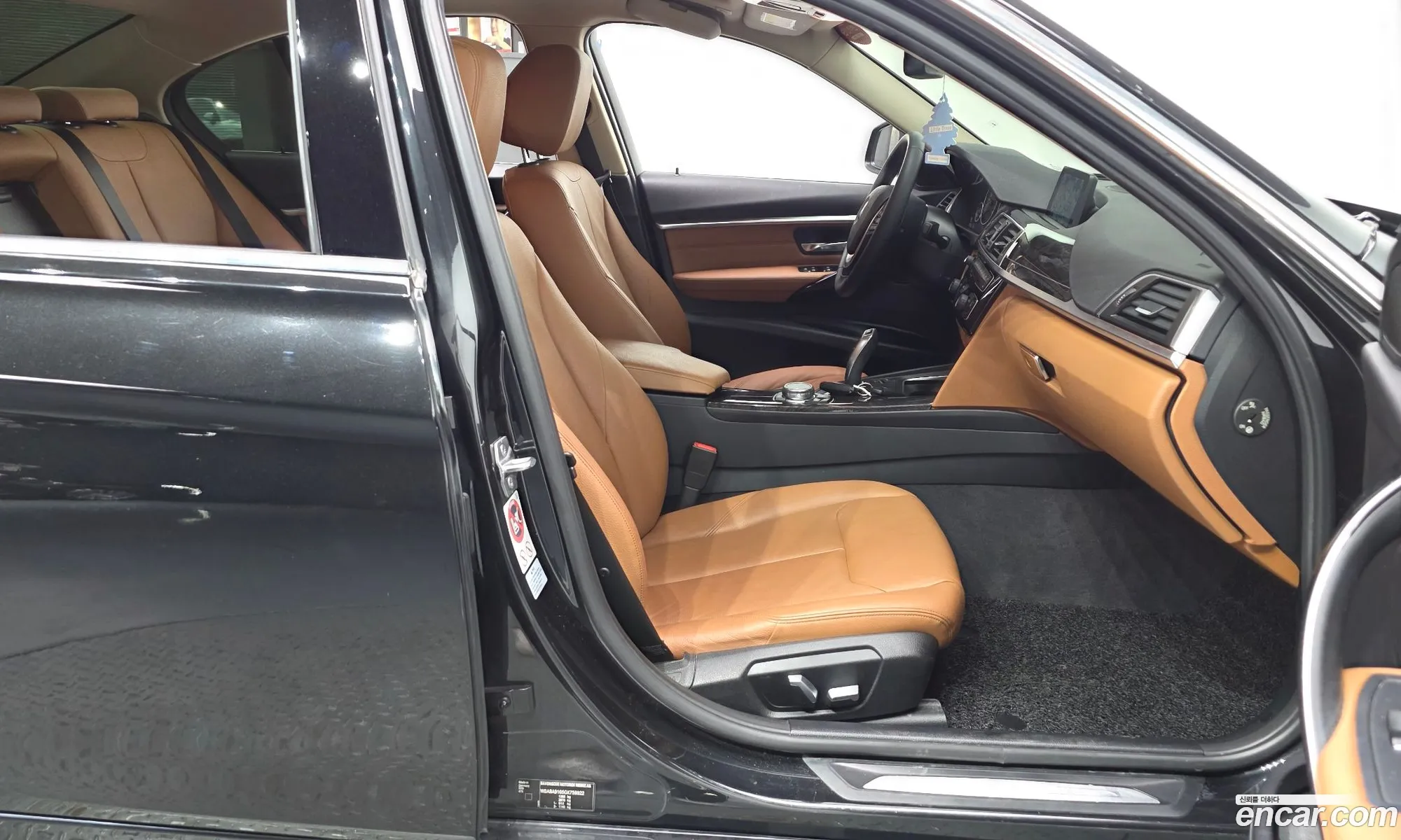 BMW 3 Series 2016 — 16