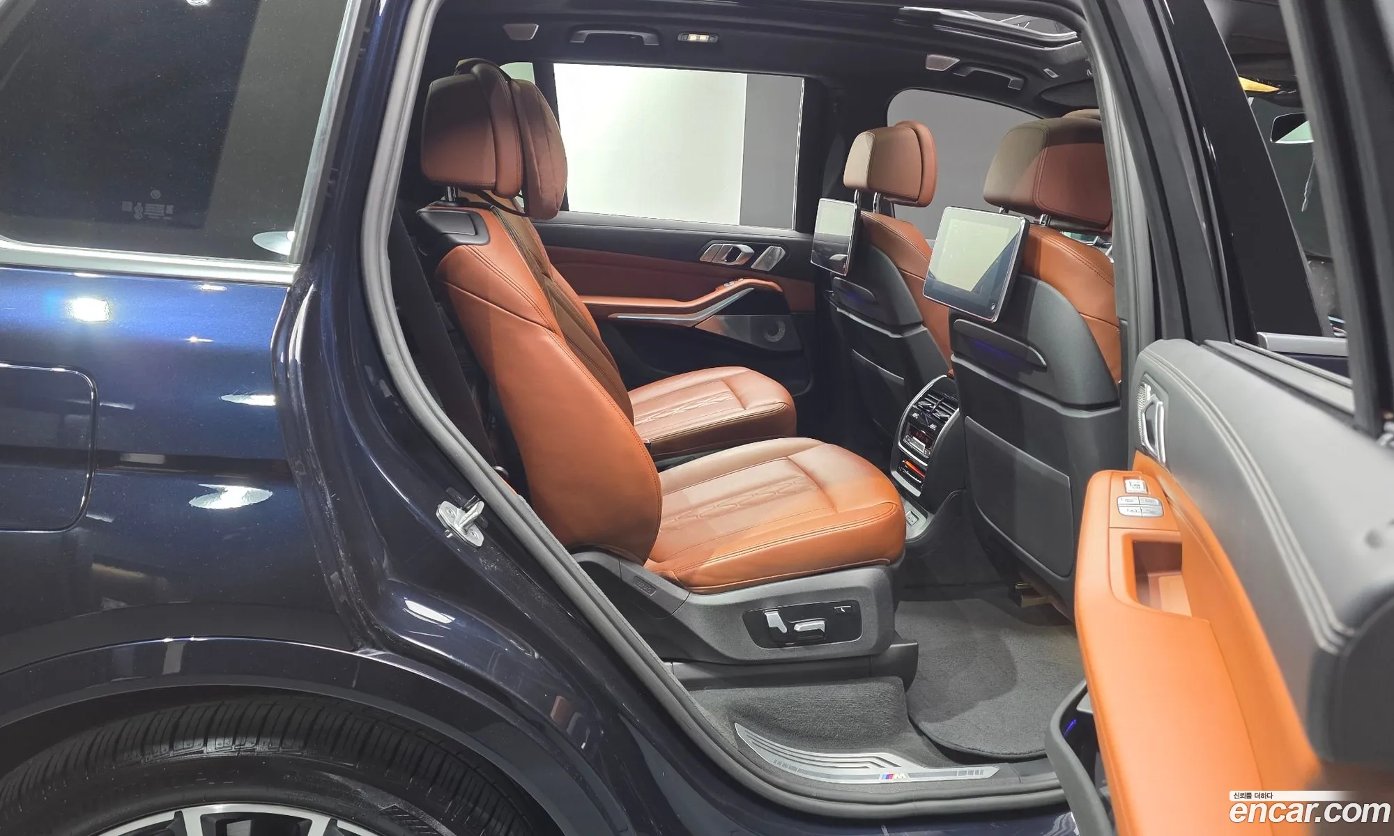 BMW X7 2021 WBATB4109M9G85436 — 14