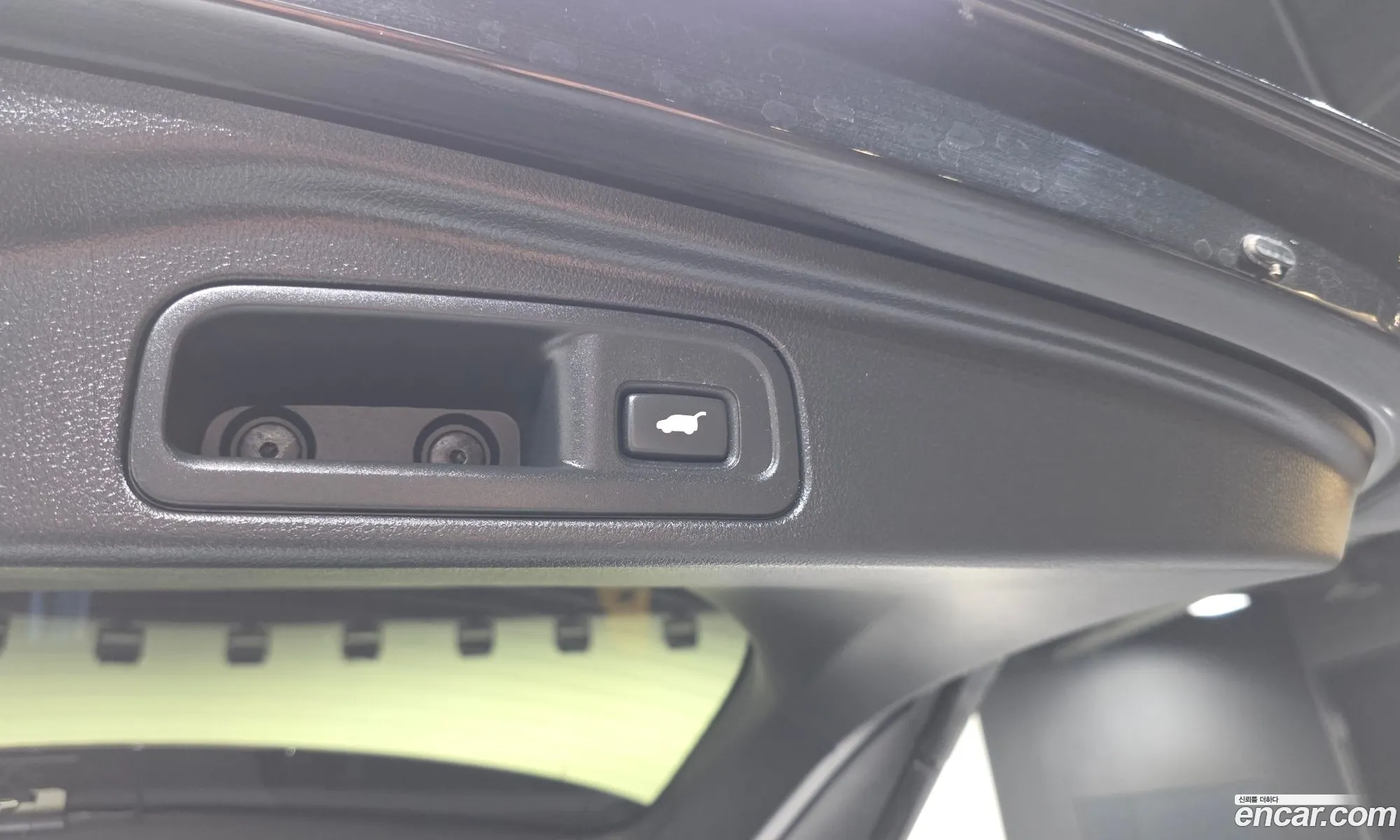 Honda Pilot 2016 5FNYF6850GB201577 — 32