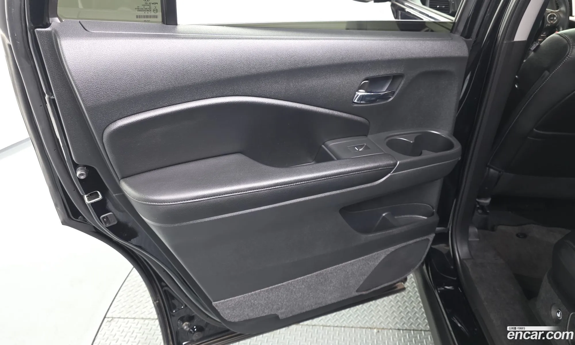 Honda Pilot 2016 5FNYF6850GB201577 — 3