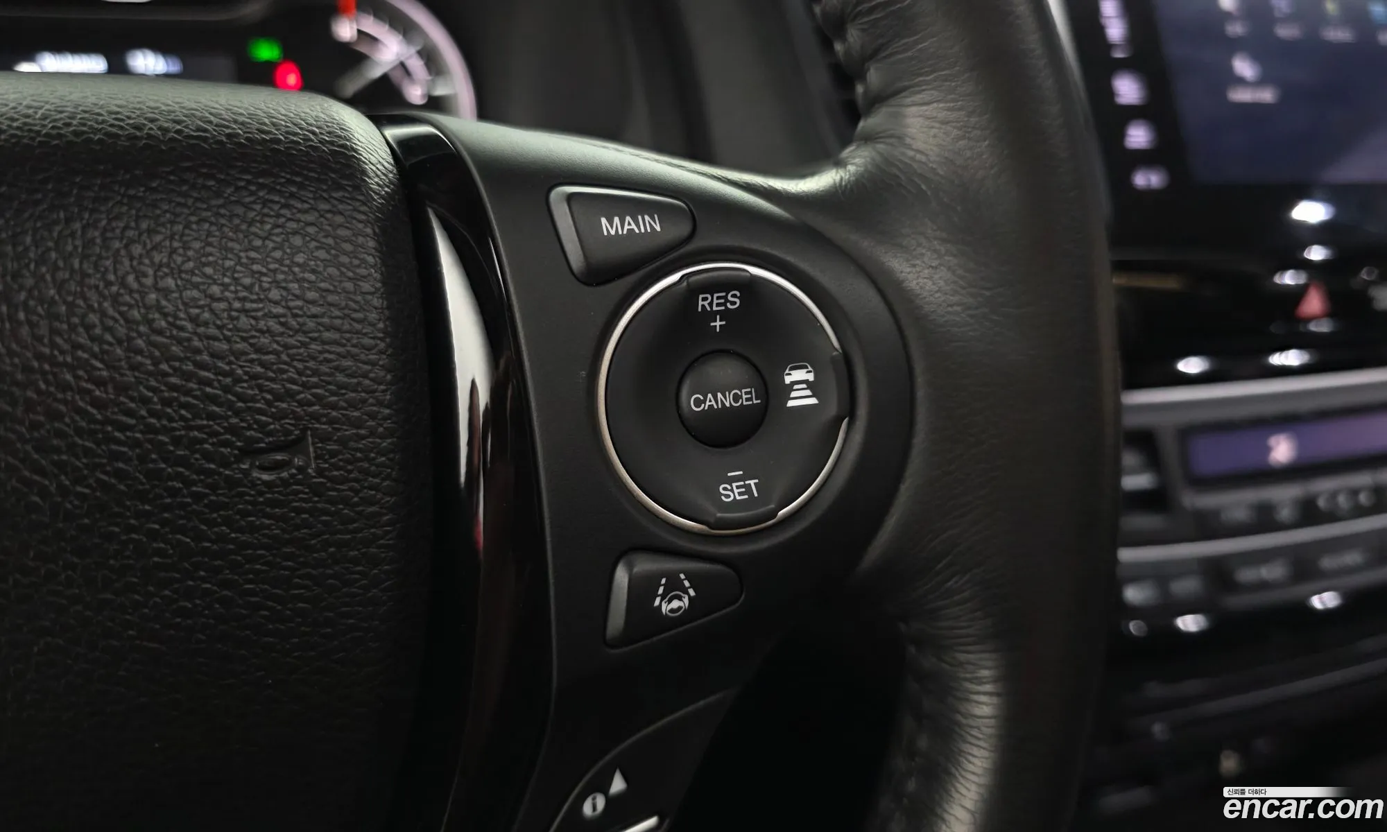 Honda Pilot 2016 5FNYF6850GB201577 — 21