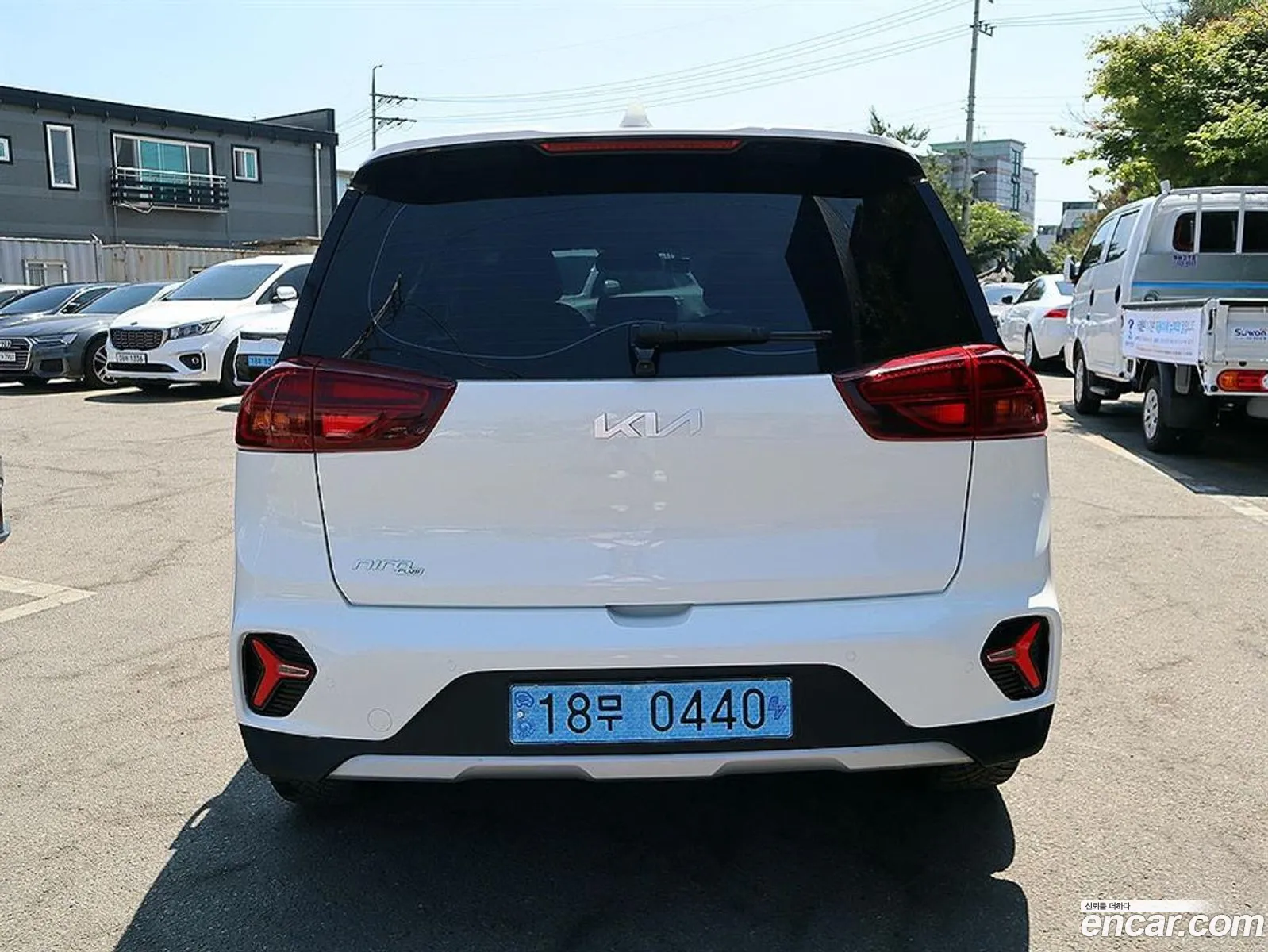 Kia Niro Plus 2022 — 3